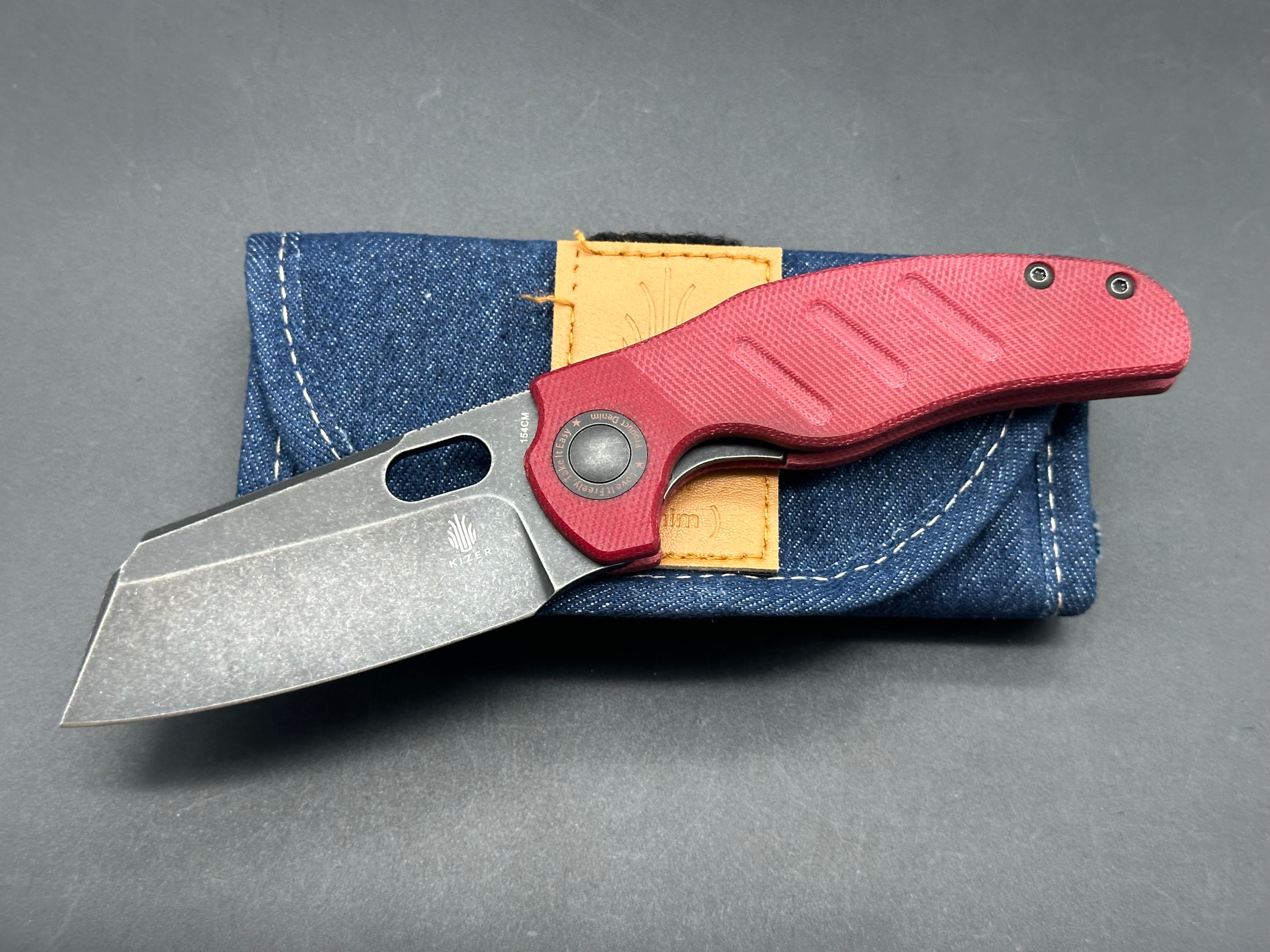 Kizer C01C Sheepdog Folding Knife - Red Denim Micarta Handle, 3.29