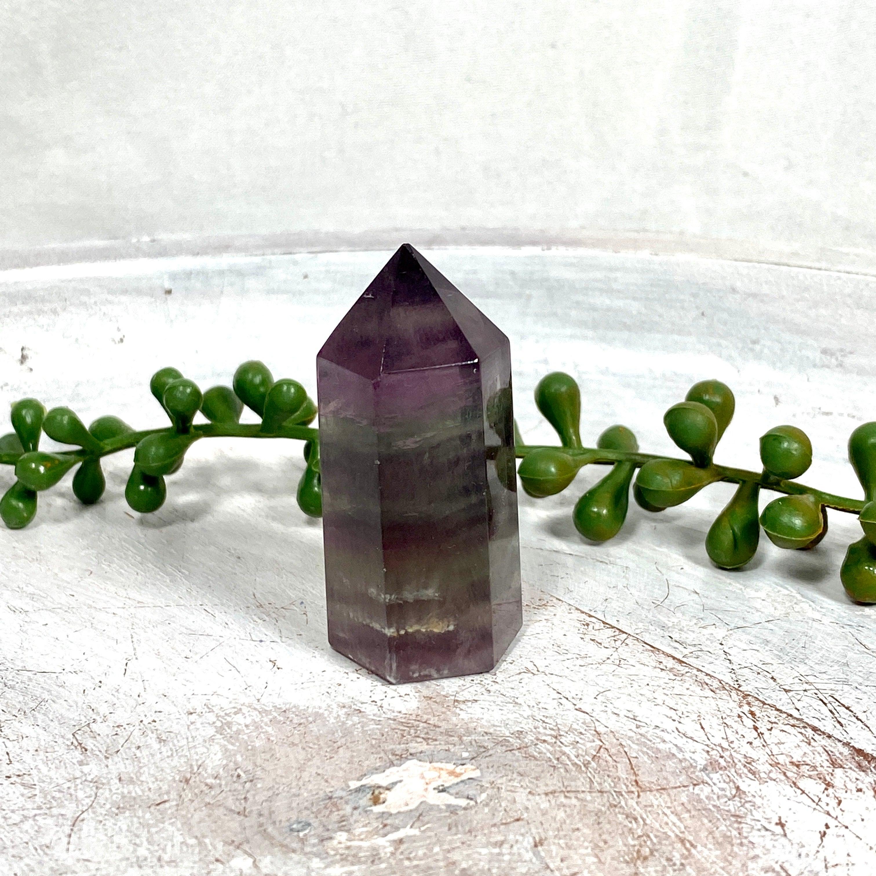 Magenta Fluorite Generator MFG 18 - High-Quality Energy Crystal for Meditation, Healing & Home Decor