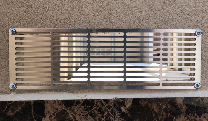 Bull Grills Premium Stainless Steel Vented Grill - Outdoor BBQ, Camping & Backyard Cooking Accessories