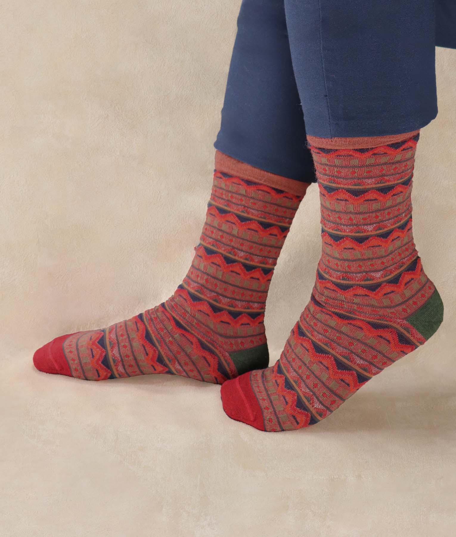 Men's Striped Jacquard Dress Socks - Comfortable & Stylish for Business, Casual & Formal Occasions