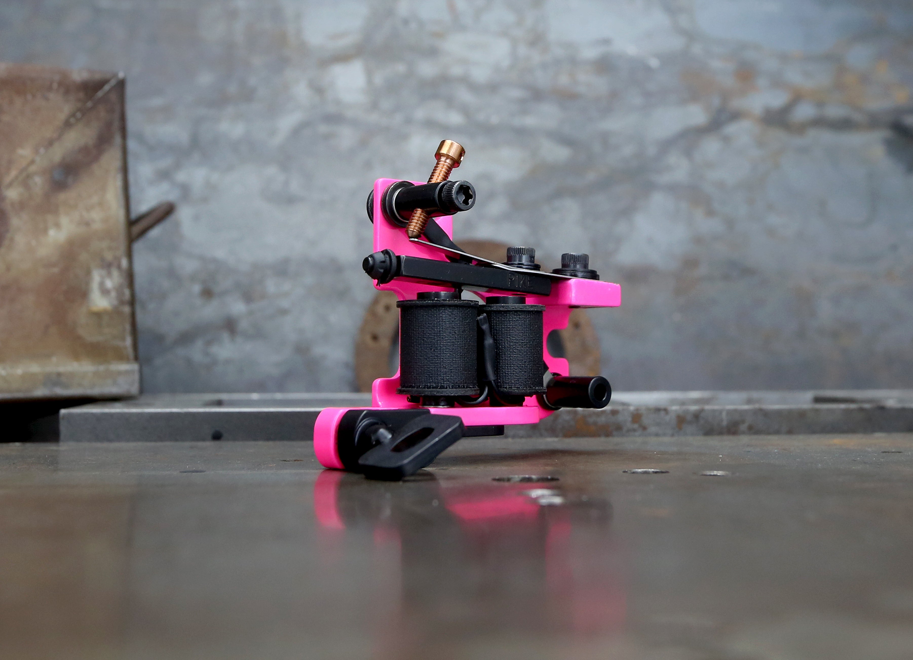 Limited Edition Mike Pike Mini Mugger Shader - Hot Pink & Black - Perfect for Fishing, Camping & Outdoor Adventures