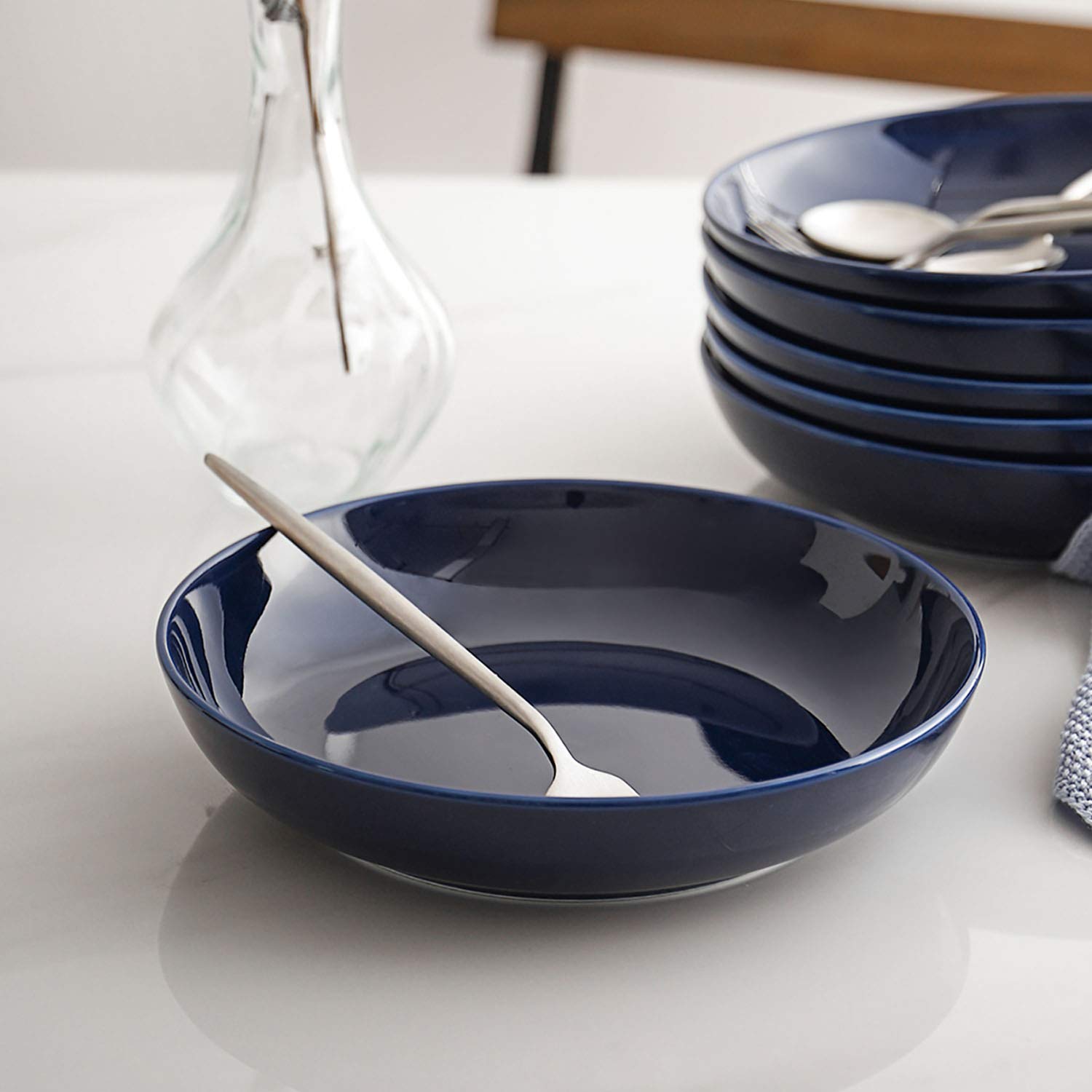 Y YHY 30oz Pasta Bowls Set of 6 - Large Porcelain Soup & Salad Serving Bowls, Wide Shallow Dishes - Microwave & Dishwasher Safe - Blue - Perfect for Family Dinners, Restaurants & Entertaining
