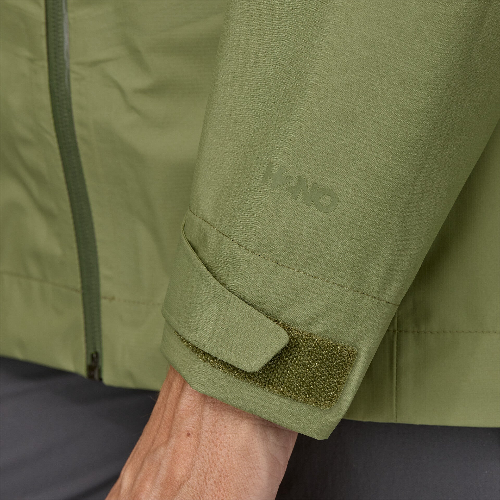 Boulder Fork Women's Waterproof Rain Jacket - Lightweight Windproof Hiking Jacket for Outdoor Activities, Camping & Travel