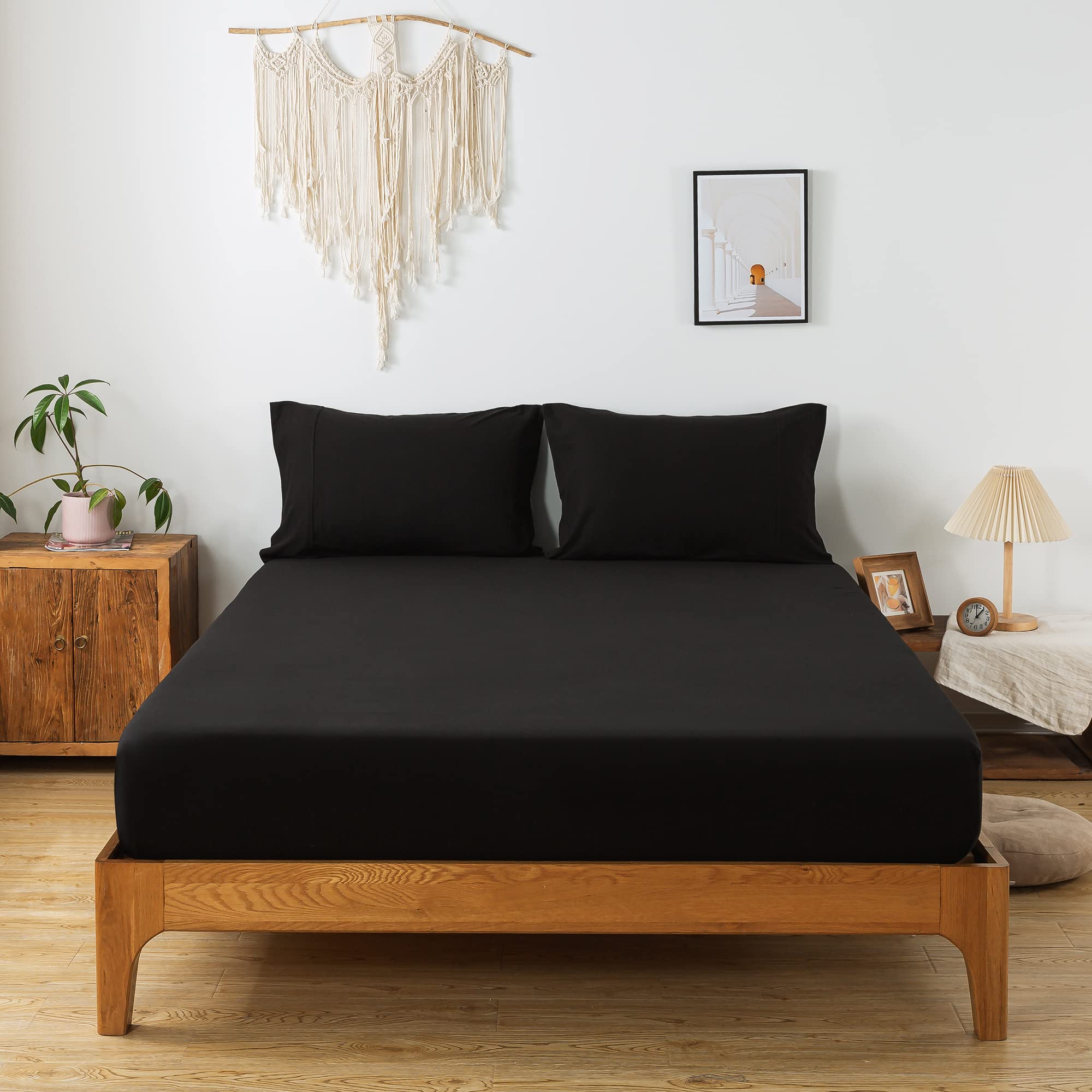 100% Cotton Jersey Knit Fitted Sheet Set - Ultra Soft, Breathable & Durable Queen Size Bed Sheets (3-Piece, Black) for Comfortable Sleep & Easy Care - Perfect for Master Bedroom, Guest Room & Vacation Homes