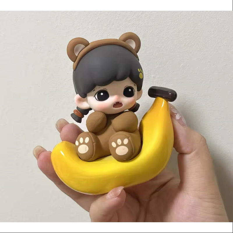 Baby Zoraa I Love Fruits Series Secret Banana Girl 1/144 Scale Collectible Figure - Perfect for Anime Fans, Model Collectors & Gift Giving