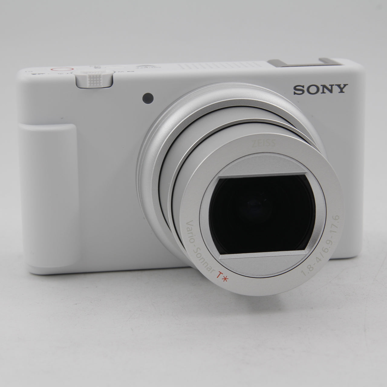 Open Box Excellent Condition Sony ZV-1 II Digital Camera (White) - Perfect for Vlogging, Travel Photography & Content Creation