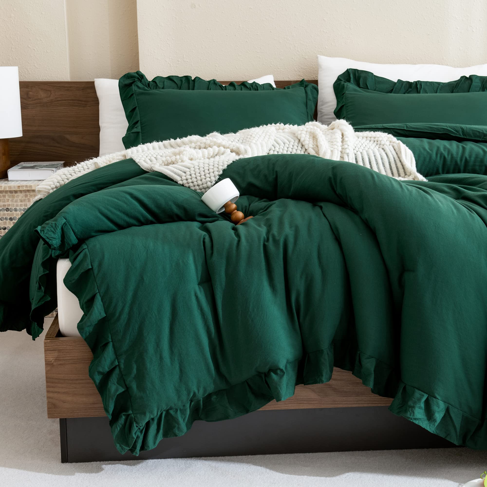 Dark Emerald Green Comforter Set Queen - 3 Piece Solid Ruffle Farmhouse Bedding | Lightweight Soft Ruffled Comforter for All Seasons | Perfect for Guest Rooms, Master Bedrooms & Cozy Farmhouse Decor
