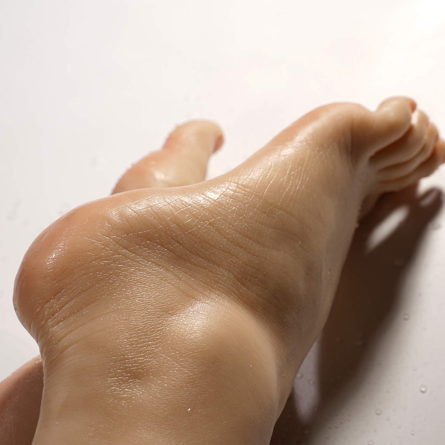 Lifesize Silicone Female Foot Model for Shoe & Sock Display, Reflexology Massage Practice - Anatomically Accurate with Fixed Joint Bones (Perfect for Retail Displays, Art Drawing & Podiatry Training)