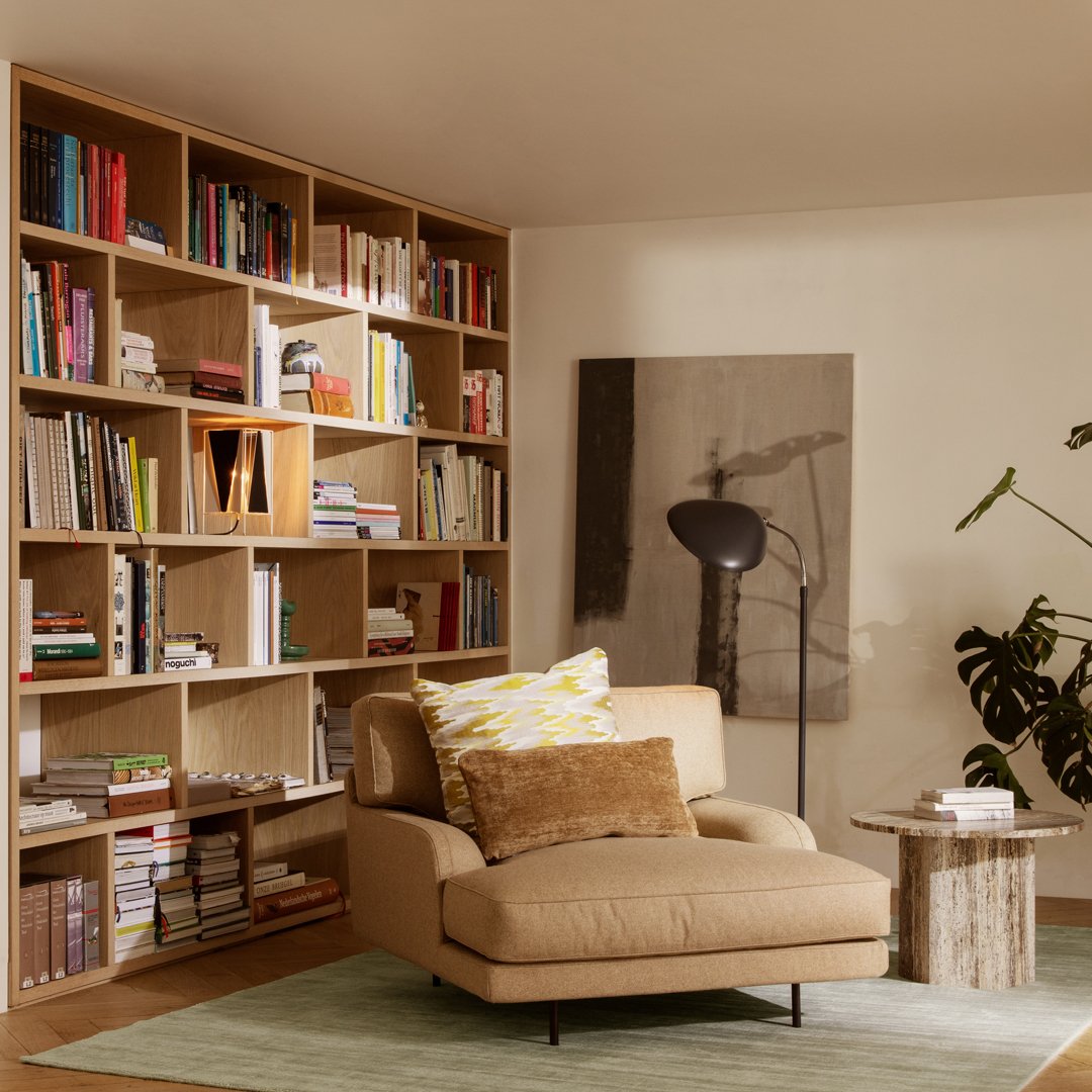 Flaneur Lounge Chair - Modern Comfortable Accent Chair for Living Room, Bedroom, or Office - Perfect for Relaxing, Reading, and Lounging