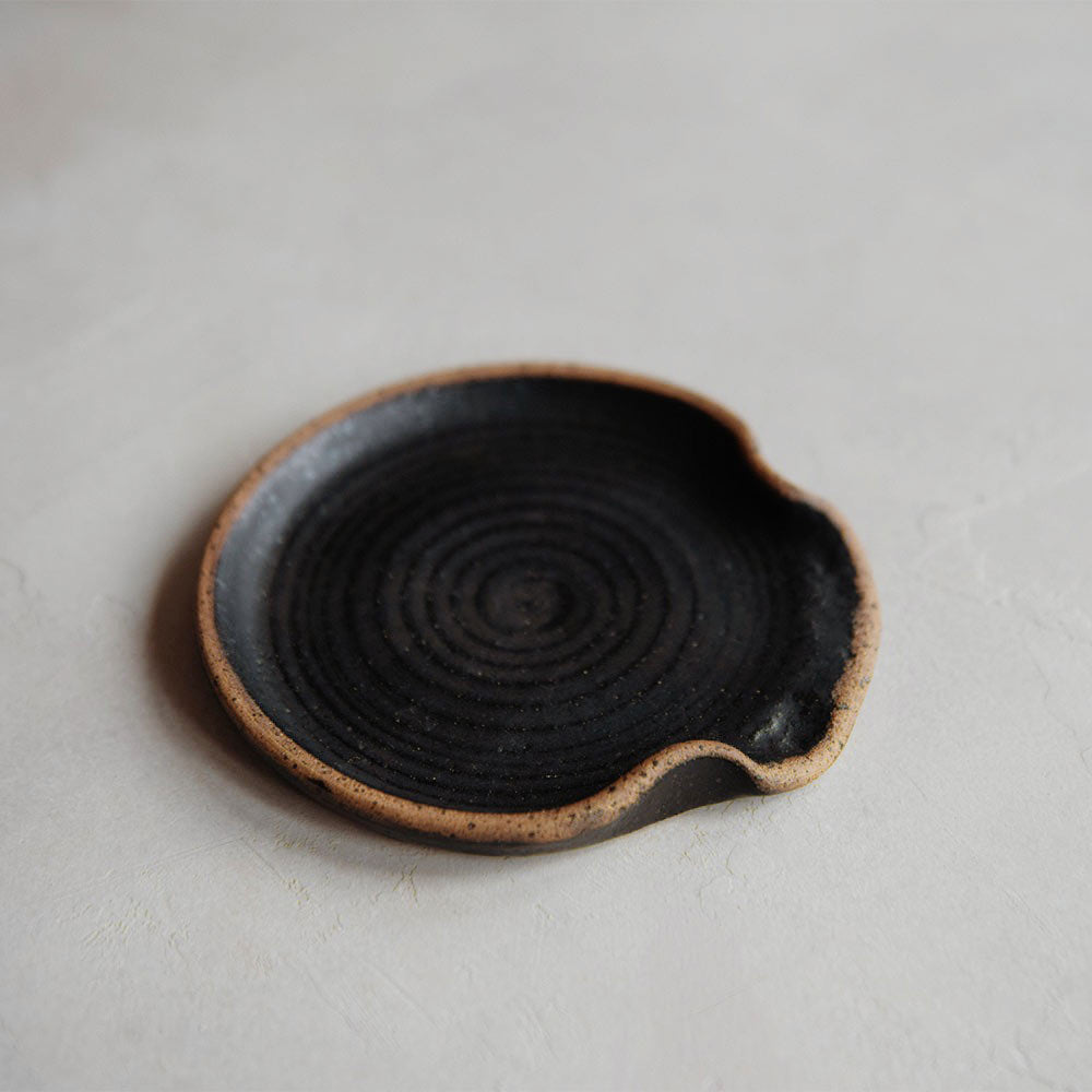Ceramic Spoon Rest - Dark Color Kitchen Utensil Holder for Cooking & Serving - Perfect for Stovetop, Countertop & Dining Table Use