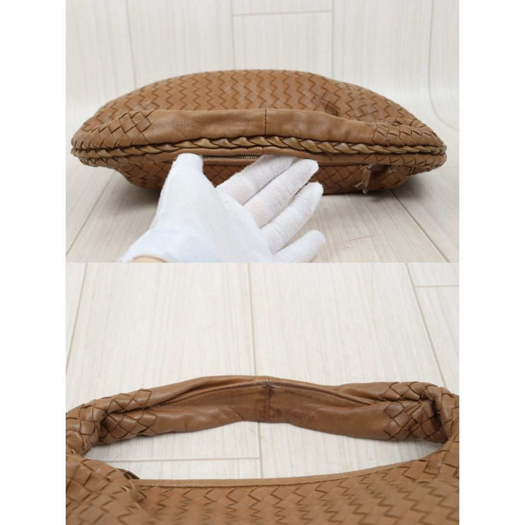 Bottega Veneta V25042416 Genuine Lamb Skin Leather Braided Handbag - Pre-Owned Luxury Purse for Women | Perfect for Date Nights, Parties & Special Occasions