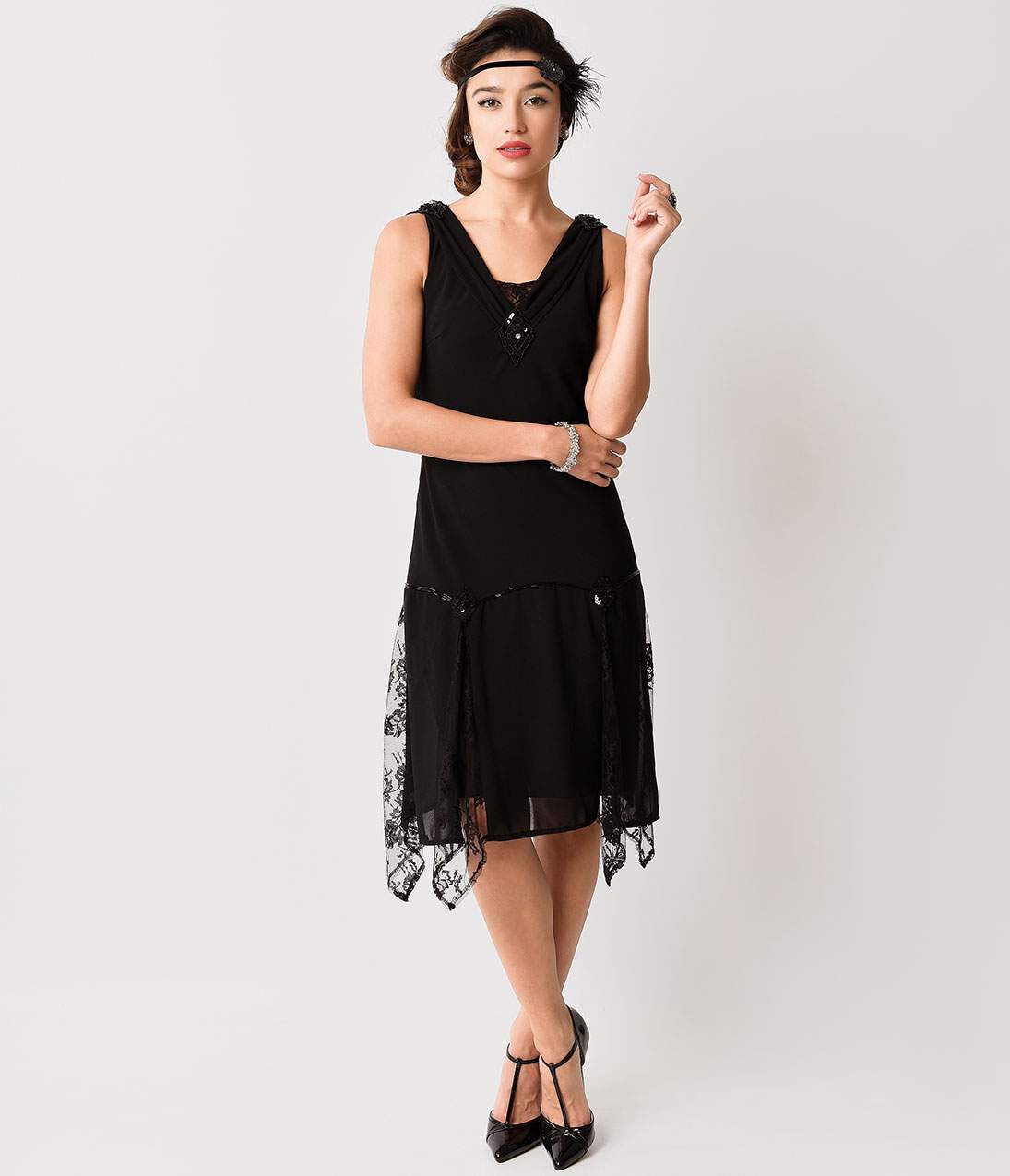 Vintage 1920s Black Flapper Dress - Roaring 20s Gatsby Style Hemmingway Inspired Cocktail Party Dress for Women | Perfect for Themed Parties, Halloween Costumes & Jazz Age Events