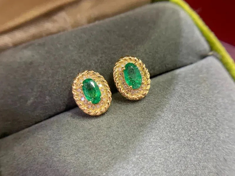 18K Yellow Gold Earrings with Real Natural Emerald & Shiny Diamonds – Classic Fine Jewelry for Women | Elegant Gift for Birthday, Anniversary & Special Occasions | Perfect for Parties, Weddings & Evening Events
