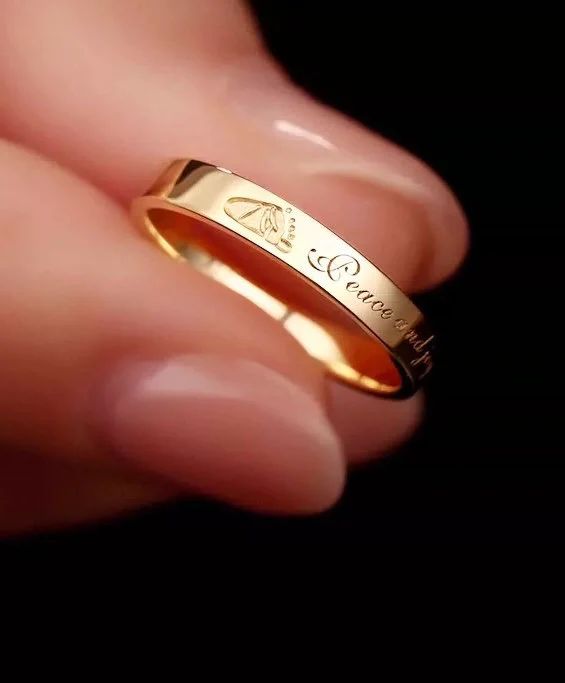 Tranquil Emotion Solid Gold Footprint Ring - Elegant Jewelry for Women, Perfect Gift for Moms, Brides & Newborn Keepsakes