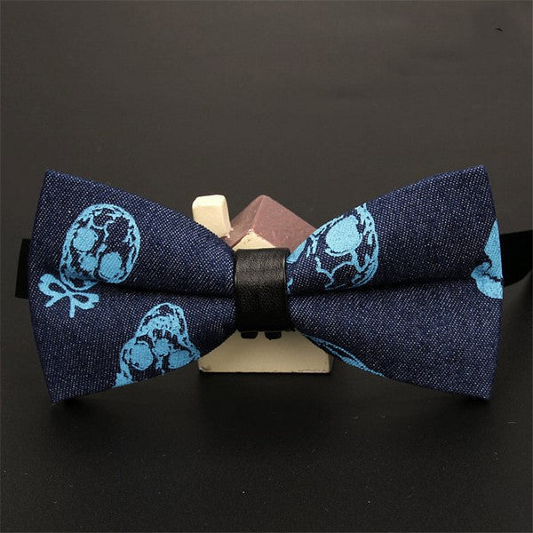 Stylish Pajarita Skull Print Bow Tie - Perfect for Halloween, Day of the Dead, and Gothic Fashion Events