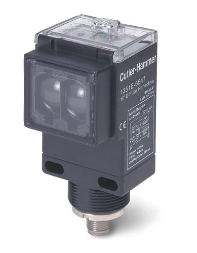 Eaton 1351E-6517 Enhanced Photoelectric Sensor - Adjustable Gain Diffuse Mode, NPN/PNP Output (250mA), 10-40VDC Input, 6.5ft Cable & 10ft Range | Ideal for Industrial Automation, Packaging, and Material Handling Systems