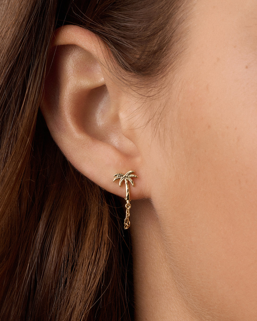 Palm Chain Huggie Earrings for Women - Dainty Gold Hoop Huggies with Palm Tree Charm - Perfect for Beach Vacations, Summer Outfits, and Boho Style
