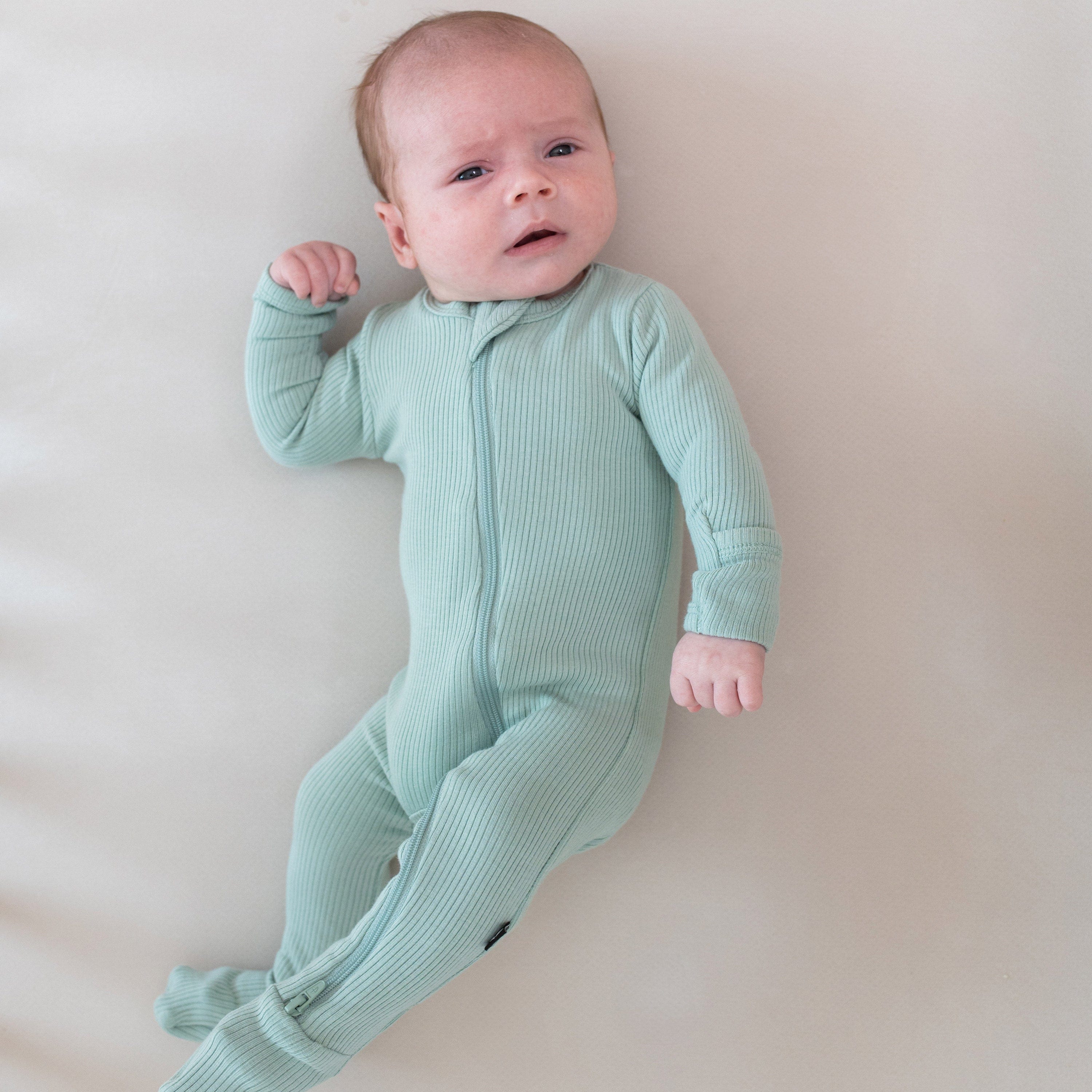 Soft Sage Green Ribbed Zipper Footie Pajamas for Babies & Toddlers - Cozy Sleepwear for Winter Nights & Nursery Comfort