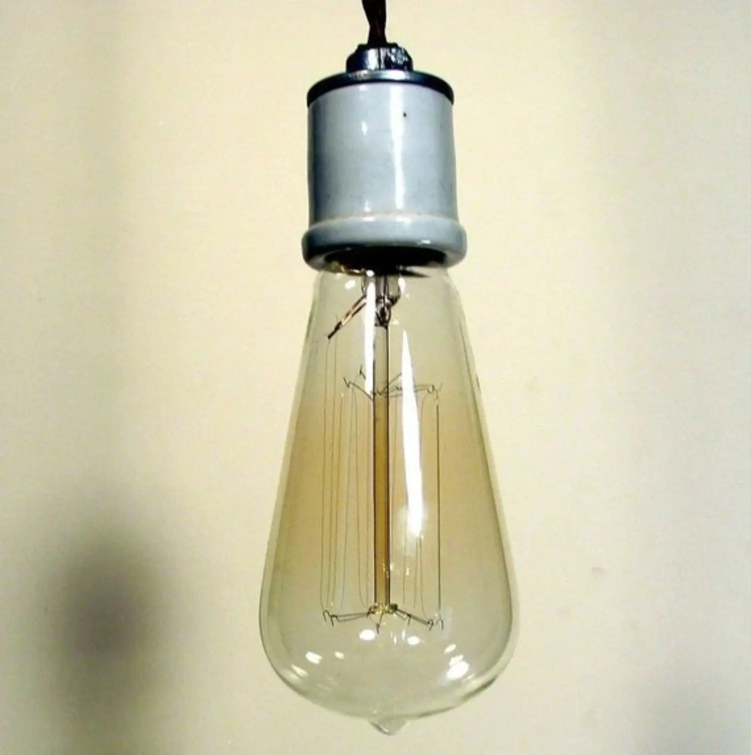 Edison LED Dimmable Light Bulb 60W Equivalent, E26 Standard Base - Perfect for Vintage Lamps, Restaurants & Cozy Home Lighting