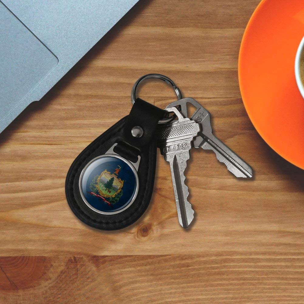 Vermont USA Flag Keychain - Distressed Leather for Travel & Gifts