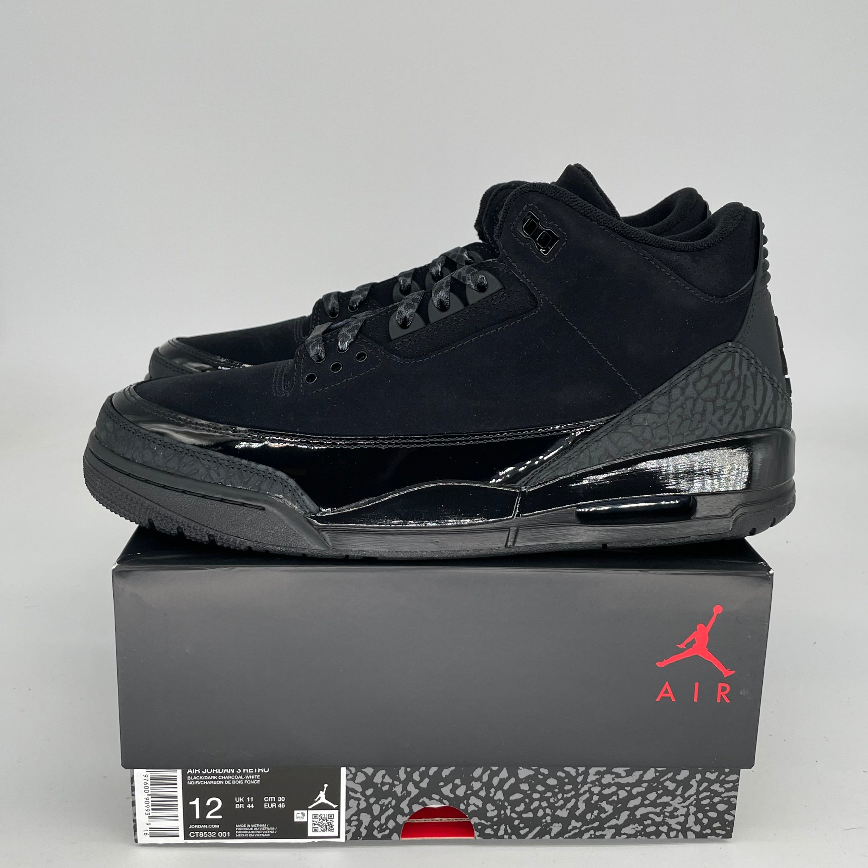 Original Air Jordan 3 Retro 'Black Cat' Men's Basketball Shoes - Size 12 (CT8532-001) | Stylish Sneakers for Streetwear & Casual Outfits