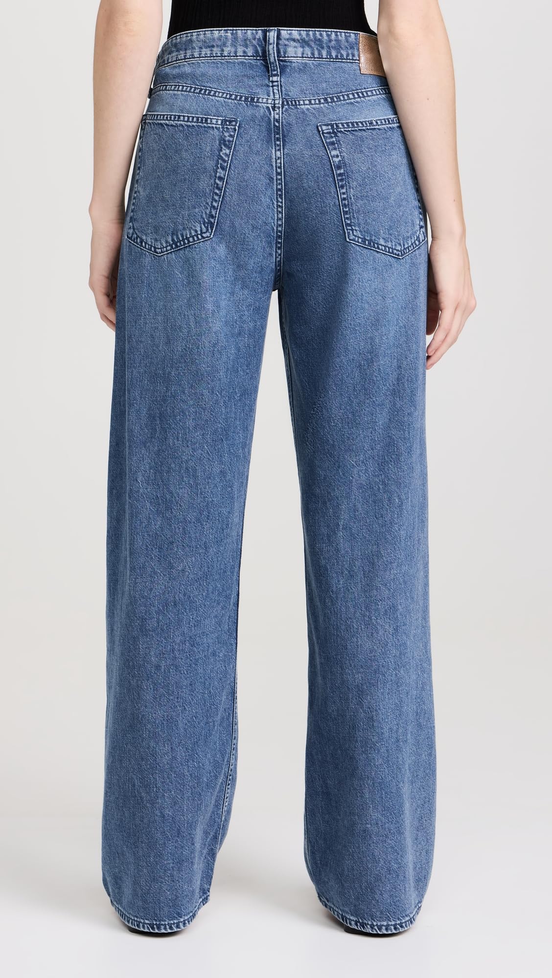 rag & bone Women's Featherweight Logan Jeans - Slim Fit Stretch Denim for Everyday Comfort | Perfect for Work, Travel & Casual Outings