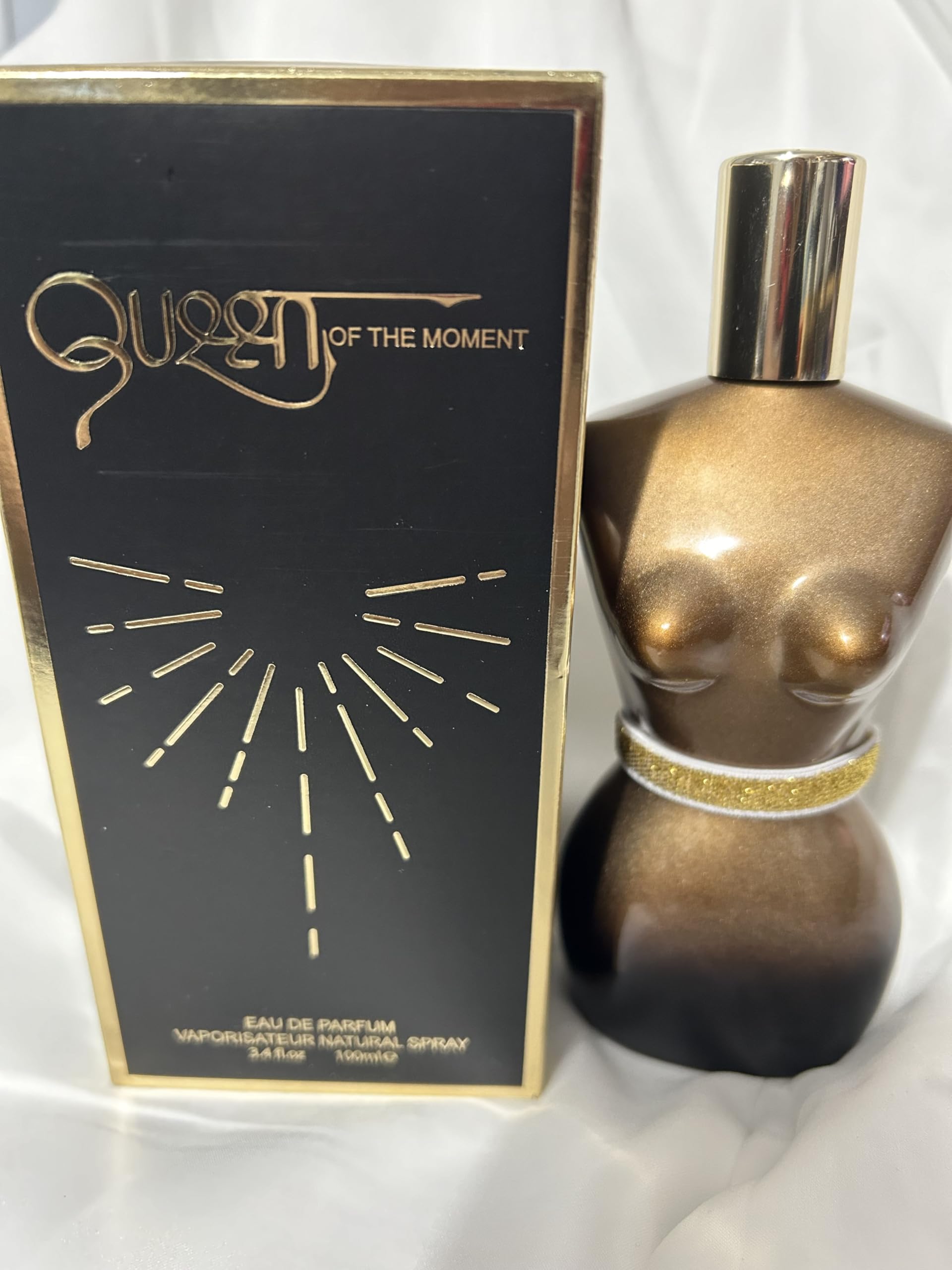 Generic Queen Of The Moment Eau De Parfum 3.4 oz - Long Lasting Floral Women's Perfume Spray for Date Night & Special Occasions