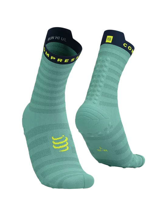 Compressport Pro Racing Socks v4.0 - Ultralight Running Socks for Men & Women - High Performance Athletic Socks - Shell Blue/Blues - Perfect for Marathon, Trail Running & Triathlon Training