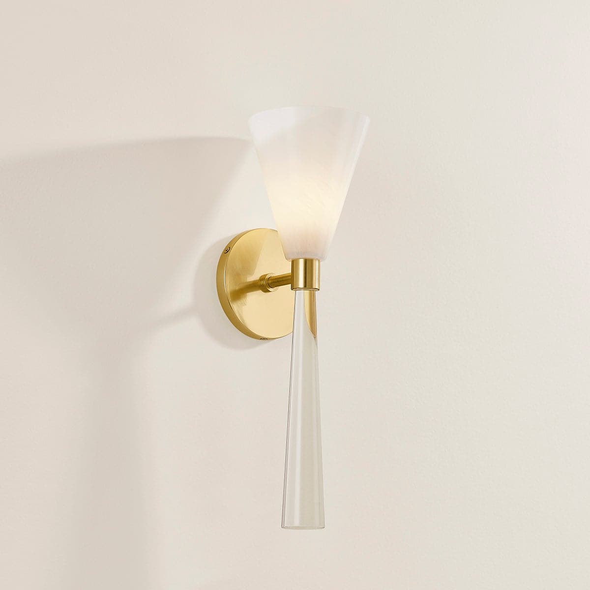 AMARA Wall Sconce - Modern LED Light Fixture for Bedroom, Living Room & Hallway - Energy Efficient Indoor Wall Lighting