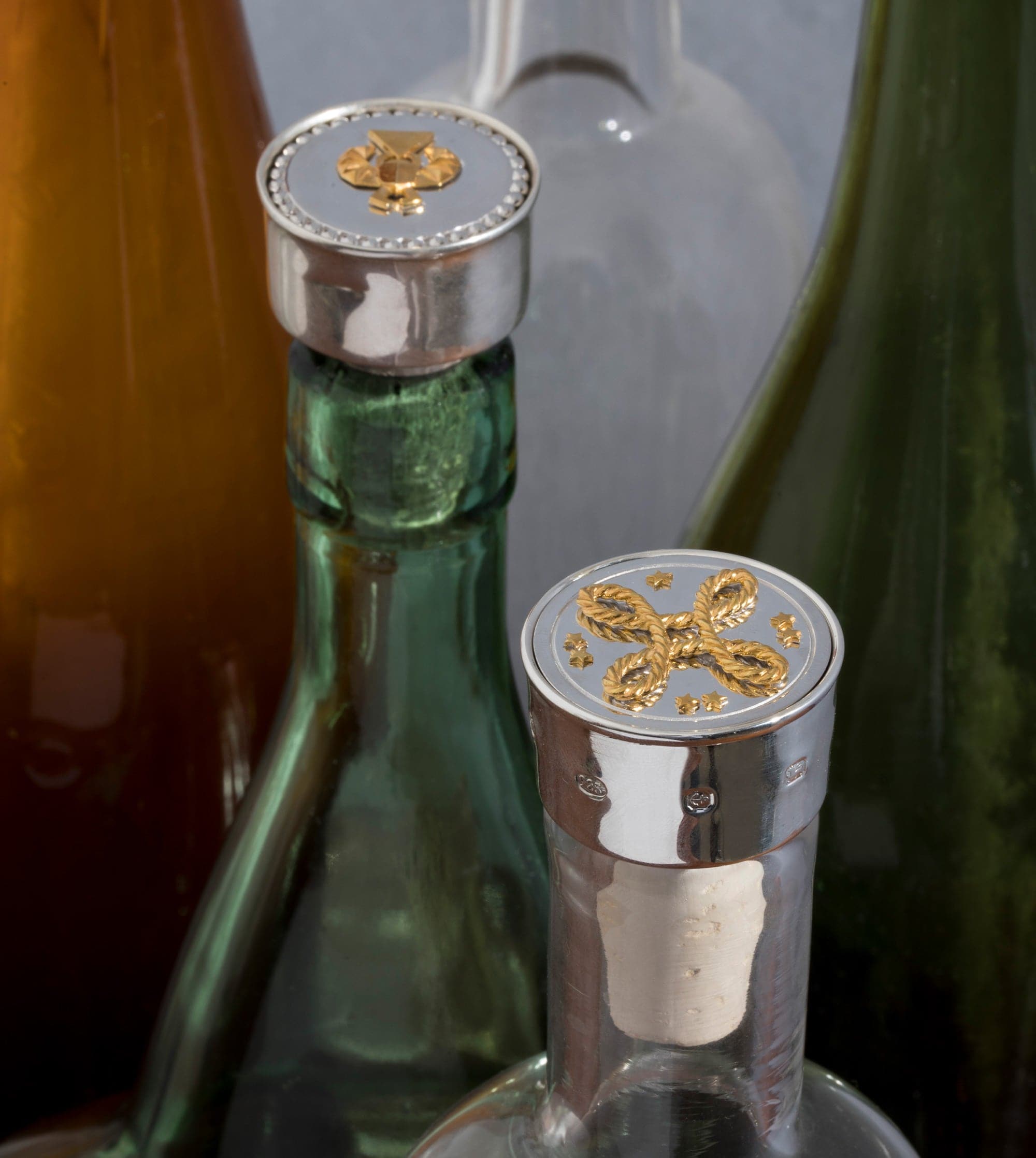Premium Silicone Wine Bottle Stopper - Airtight Seal for Champagne, Liquor & Beverage Storage - Perfect for Home, Parties & Gifting