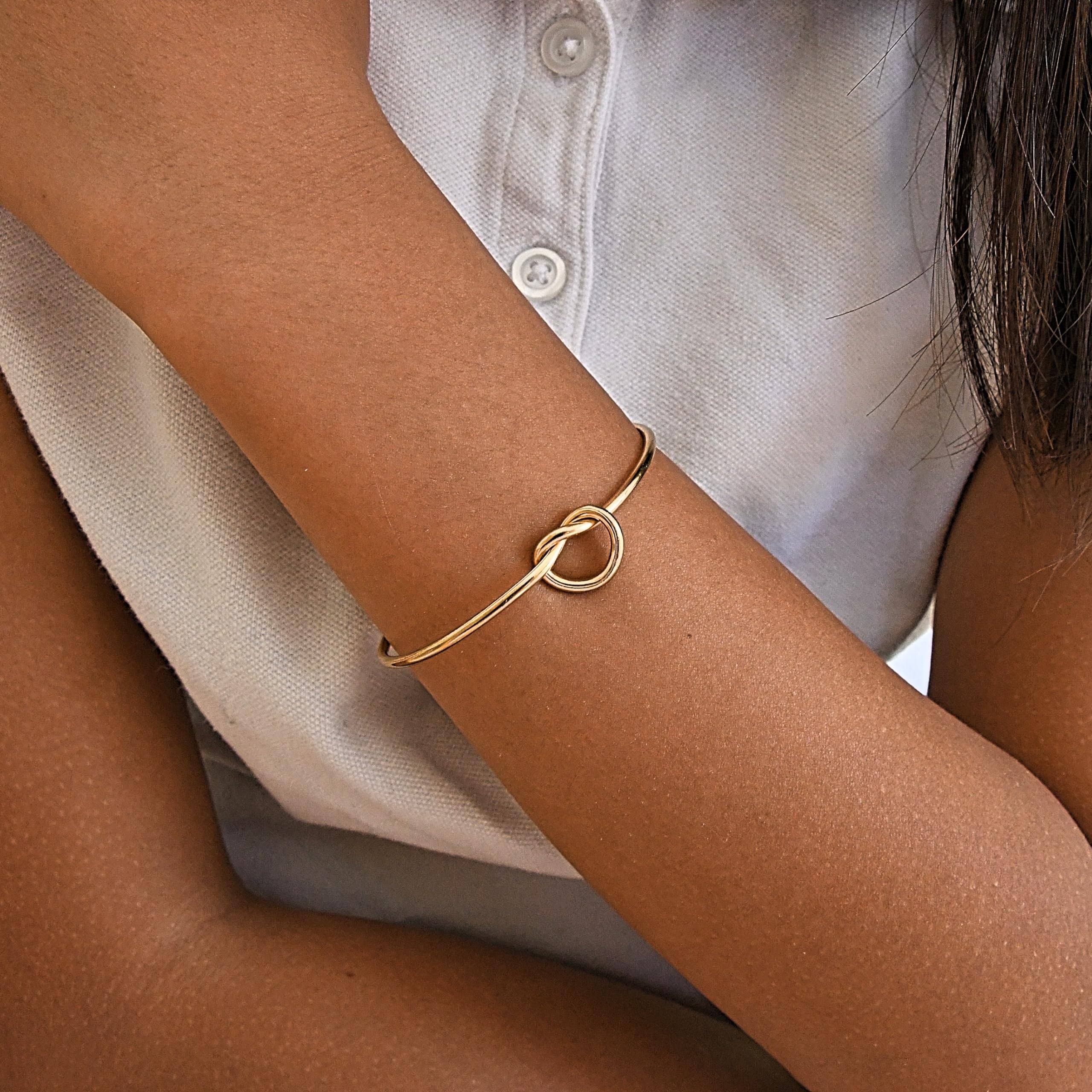 Love Knot Gold Bracelet for Women - Elegant Birthday, Christmas, Anniversary, Mother's Day, Valentine's Day Gift for Mom, Teen Girls, Best Friend, Coworker - Perfect Stocking Stuffer for Her
