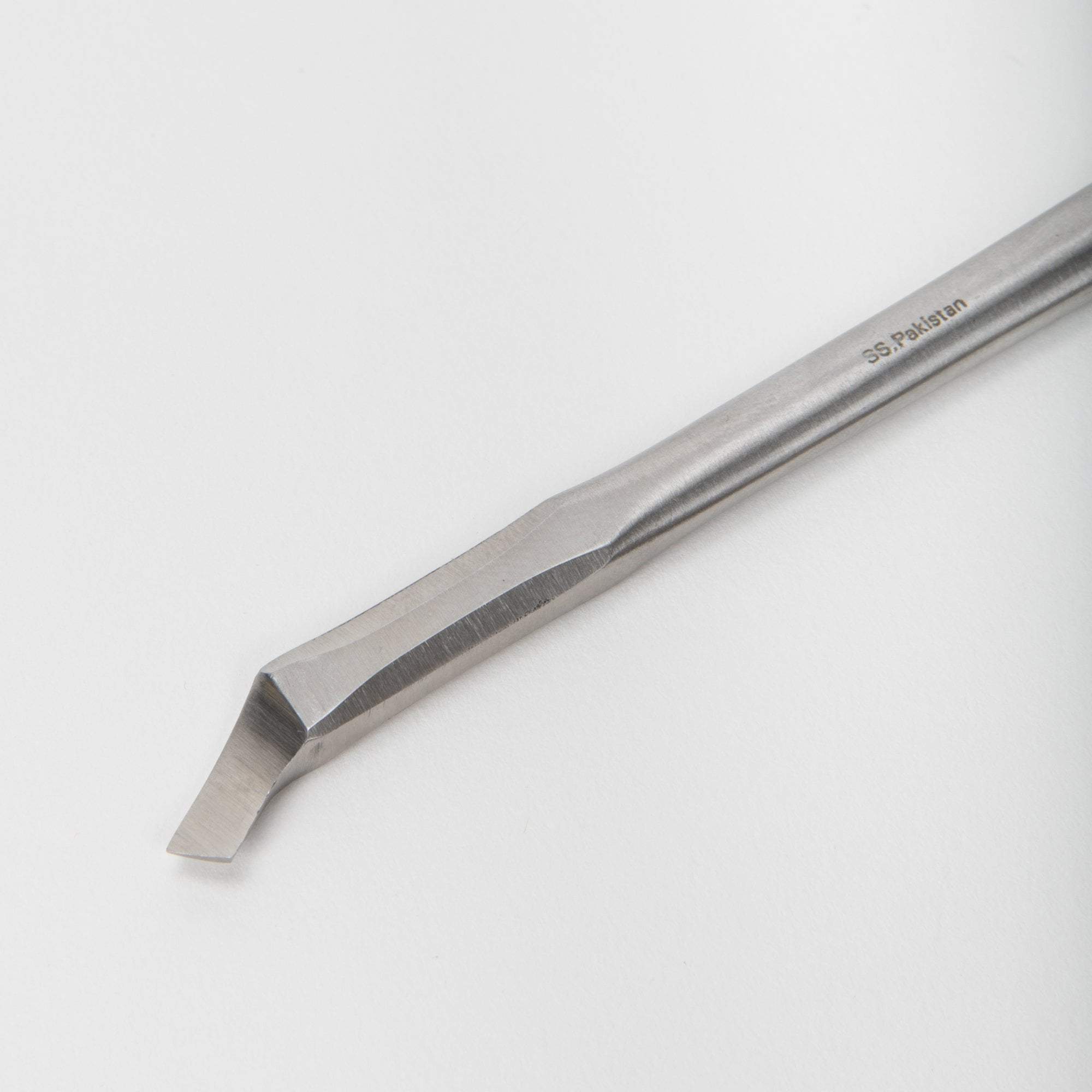Premium Stainless Steel Cuticle Pusher & Nail Care Tool - Professional Manicure & Pedicure Kit for Home & Salon Use