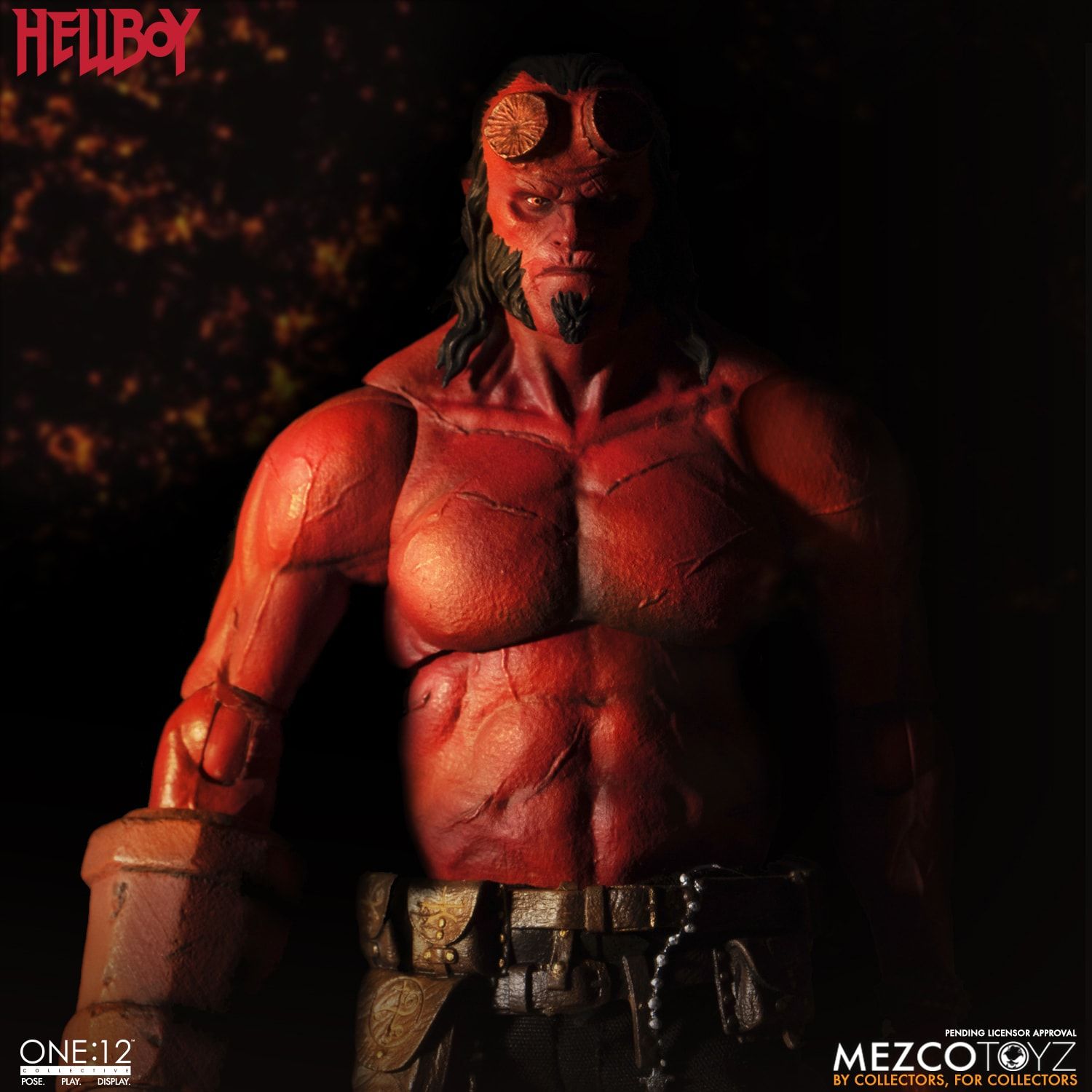 Mezco Toyz One:12 Collective Hellboy 1/12 Scale Action Figure (2019 Movie Version) - Premium Collectible Toy for Display, Photography & Comic Book Fans