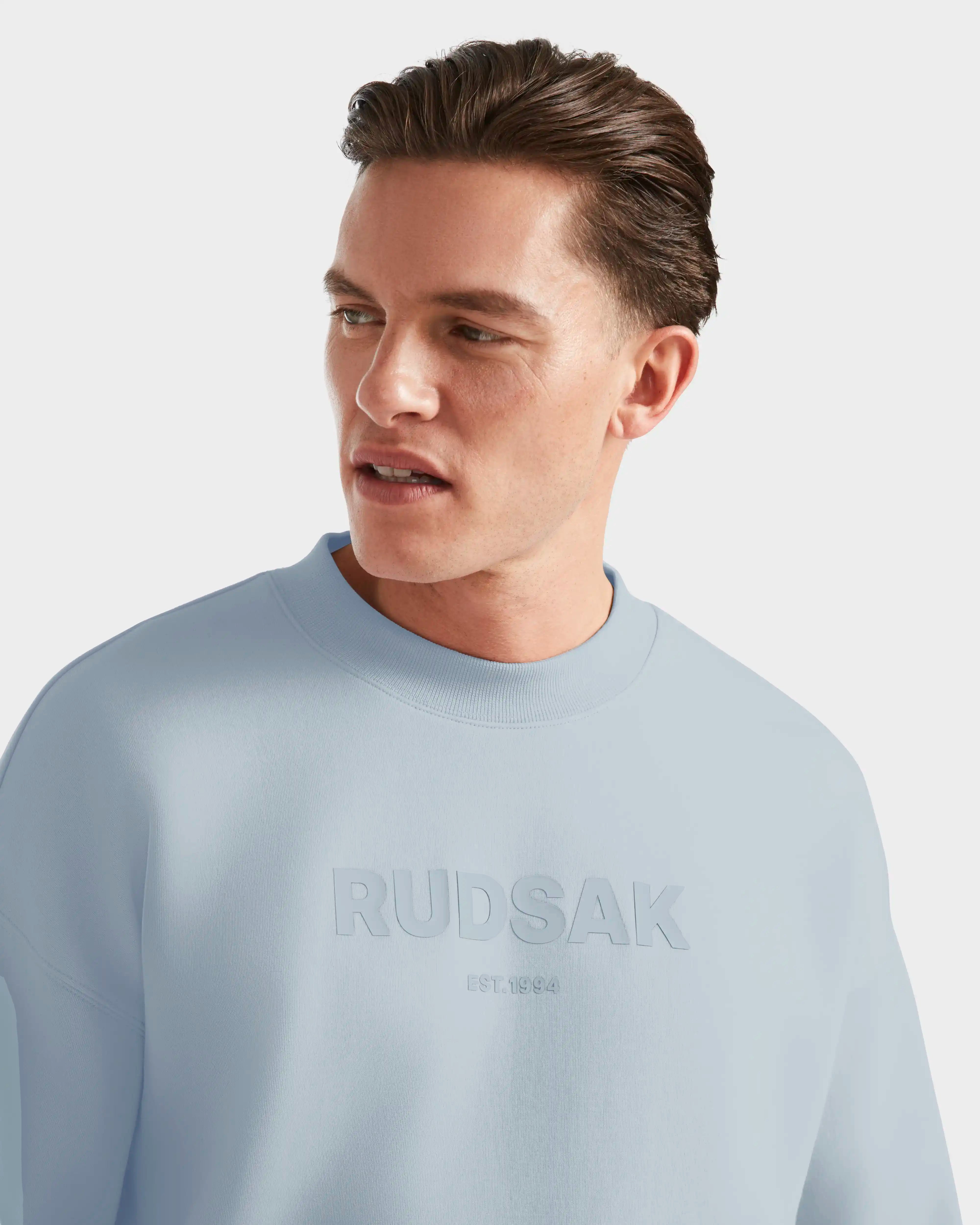 BRYN 9524007 Sky Blue M - Stylish and Comfortable Men's T-Shirt for Casual Wear, Outdoor Activities, and Everyday Fashion
