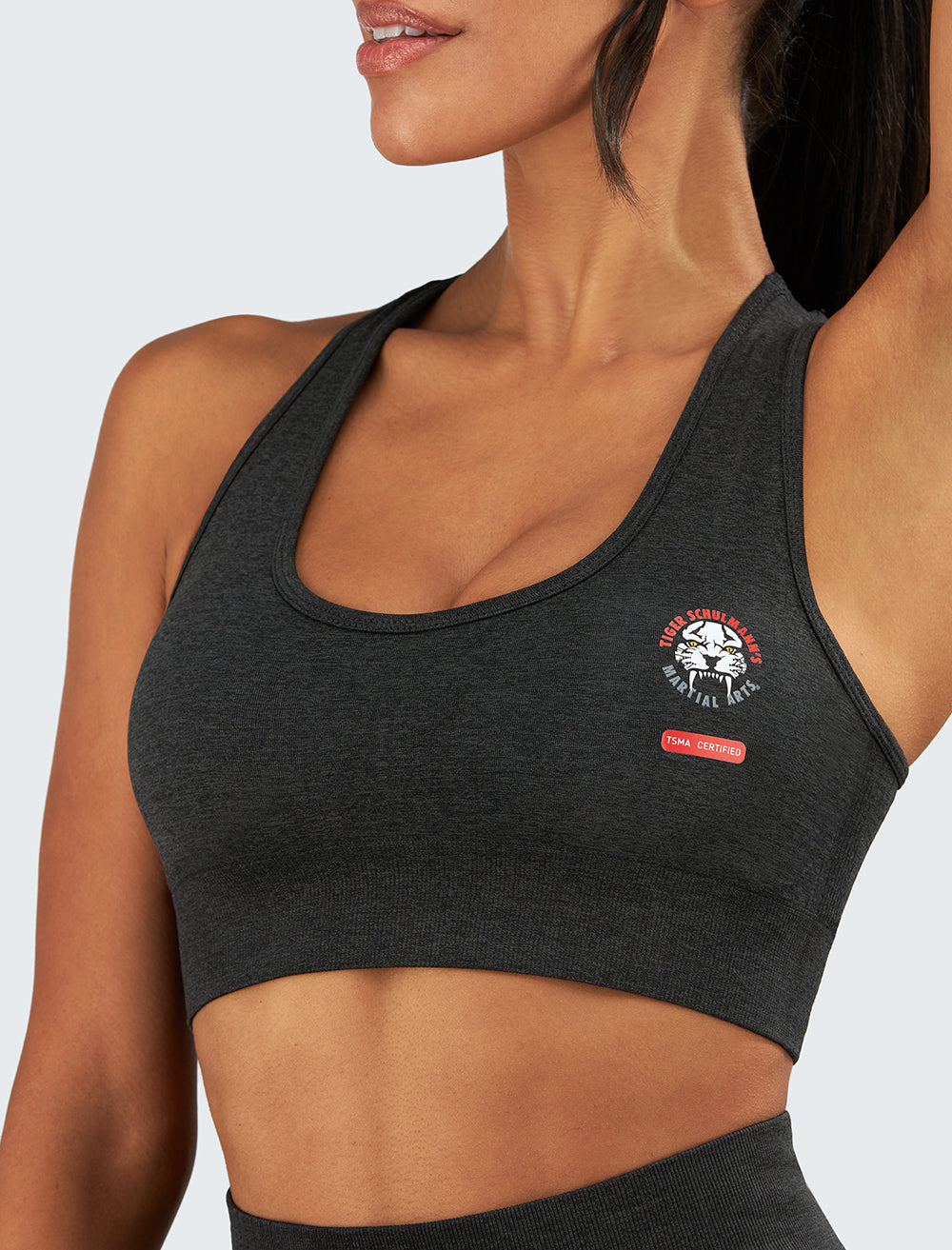 Seamless Sports Bra for Women - High Support Workout Top - Black - Perfect for Yoga, Running & Gym