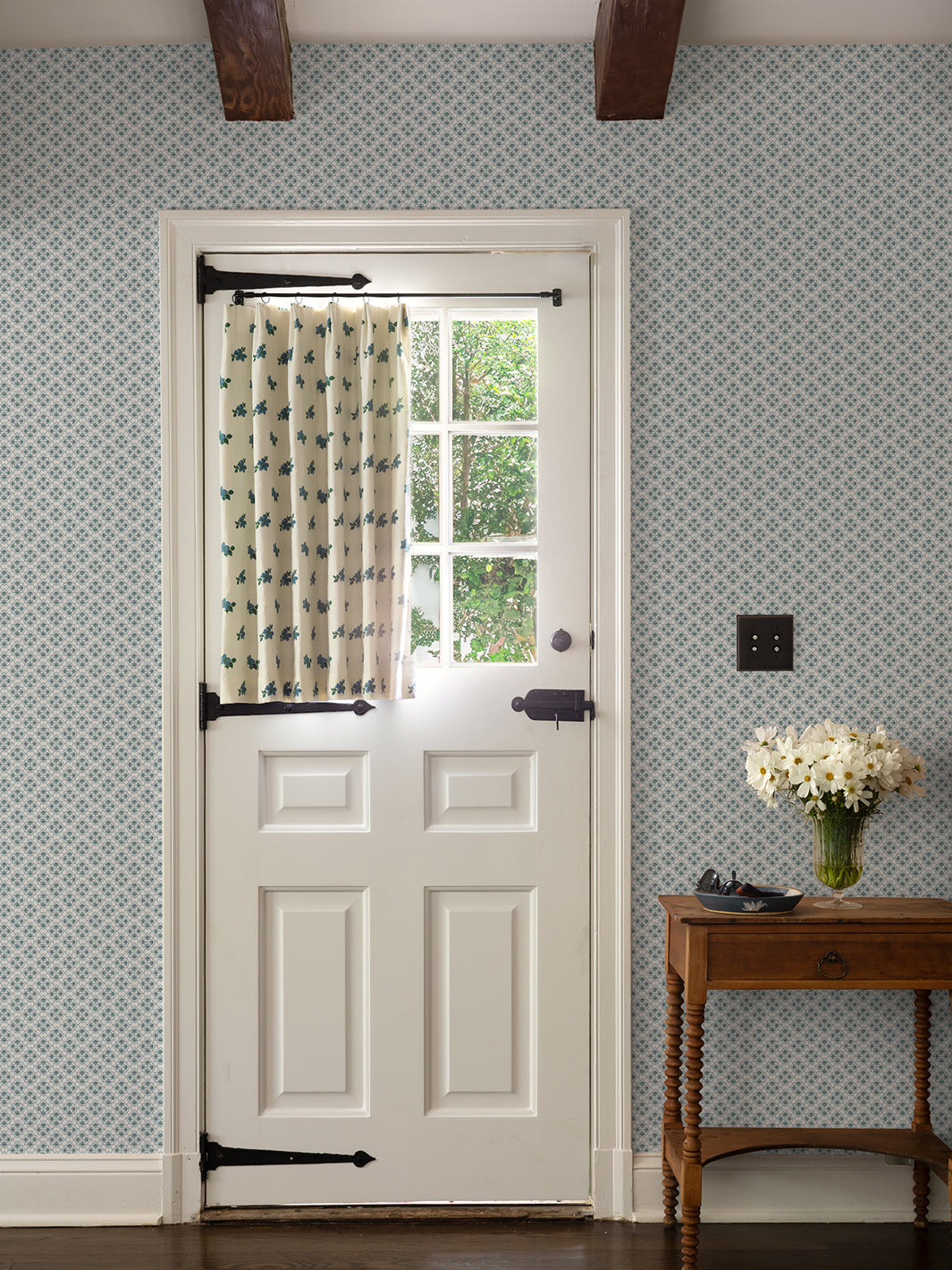 Nathan Turner Seafoam Medallion All Over Wallpaper - Peel and Stick Removable Wallpaper for Living Room, Bedroom, Dining Room Decor