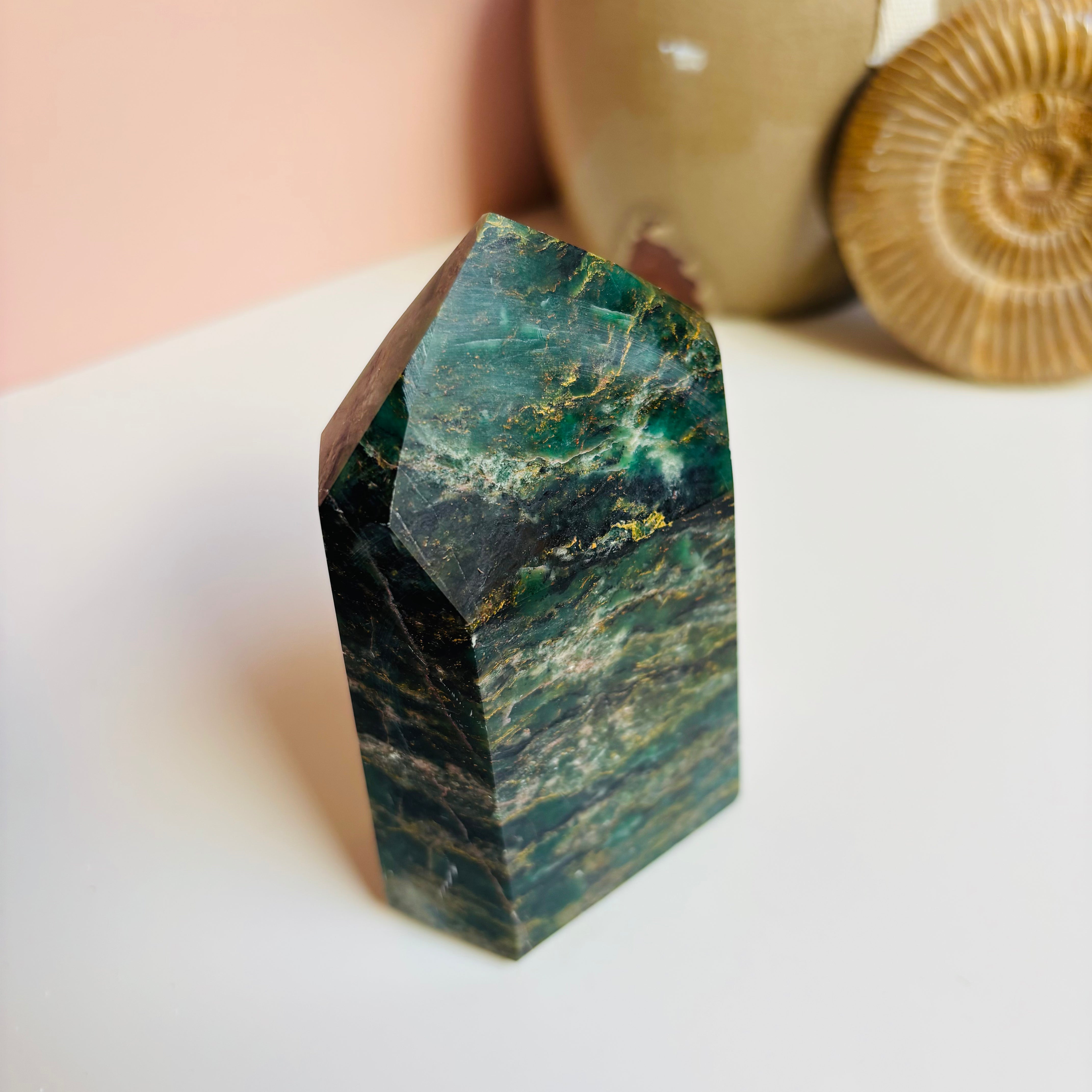Natural Green Apatite Point - Healing Crystal for Meditation, Reiki & Energy Work - Spiritual Growth & Chakra Balancing Stone