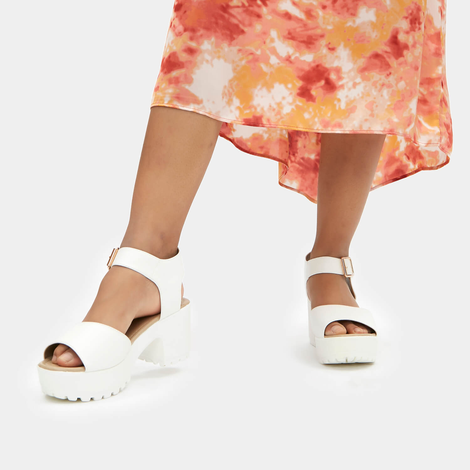 **LOR Women's White Chunky Sandals - Comfortable Platform Sneakers for Walking, Casual Outfits & Summer Fashion**