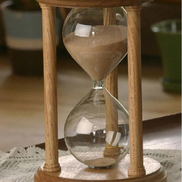 Premium Solid Fishtail Oak Hourglass with Smooth Spindles - 30 Minute Sand Timer for Home Decor, Office Desk, Meditation & Gift Giving