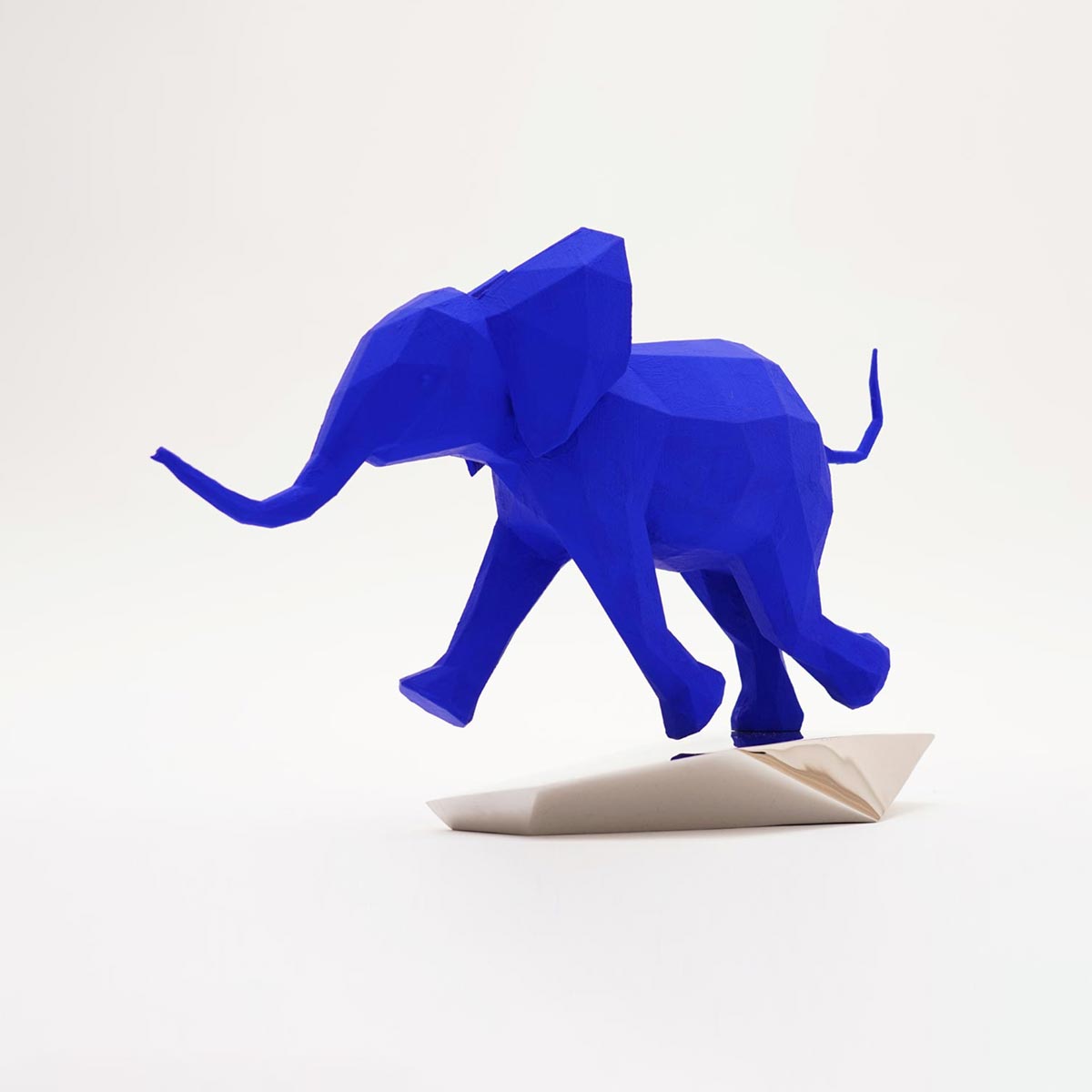 Opiyaya Blue Resin Steel Sculpture - Modern Home & Office Decor Art for Living Room, Bedroom, or Garden