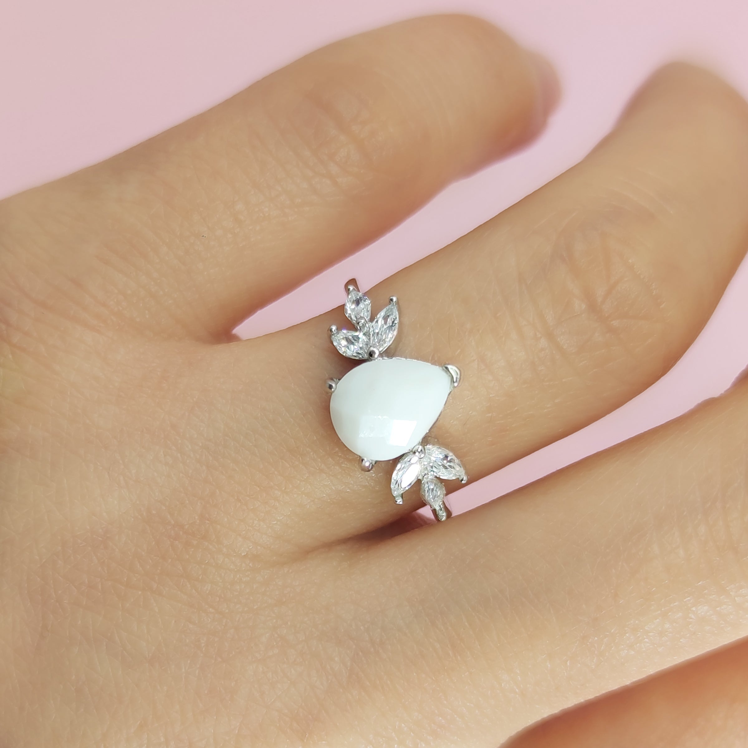 Sterling Silver Teardrop Breastmilk Keepsake Ring DIY Kit - Handmade Memorial Jewelry for Moms, Perfect for Baby Shower Gifts & Cherishing Precious Memories