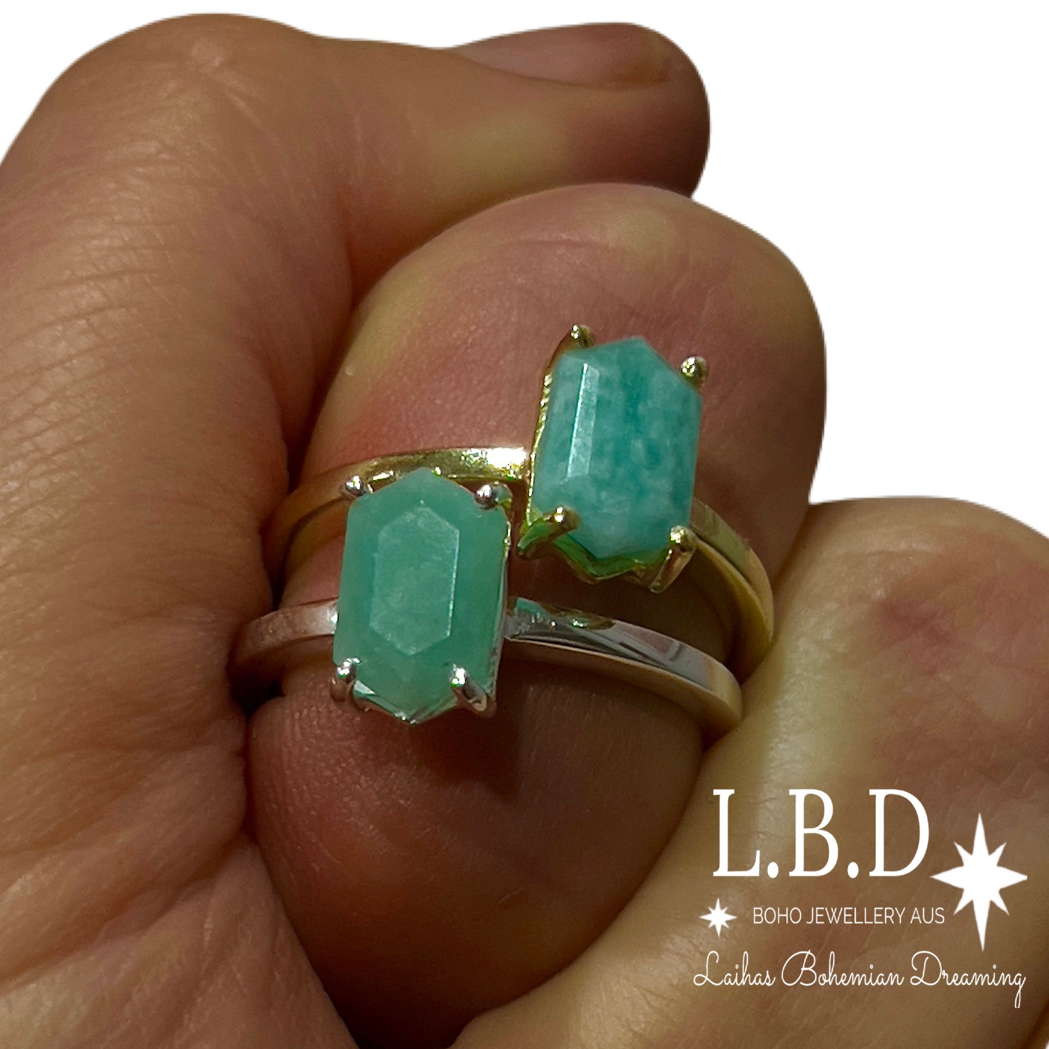Laihas Gold Mini Hex Crystal Amazonite Ring for Women - Elegant Healing Stone Jewelry for Everyday Wear & Special Occasions