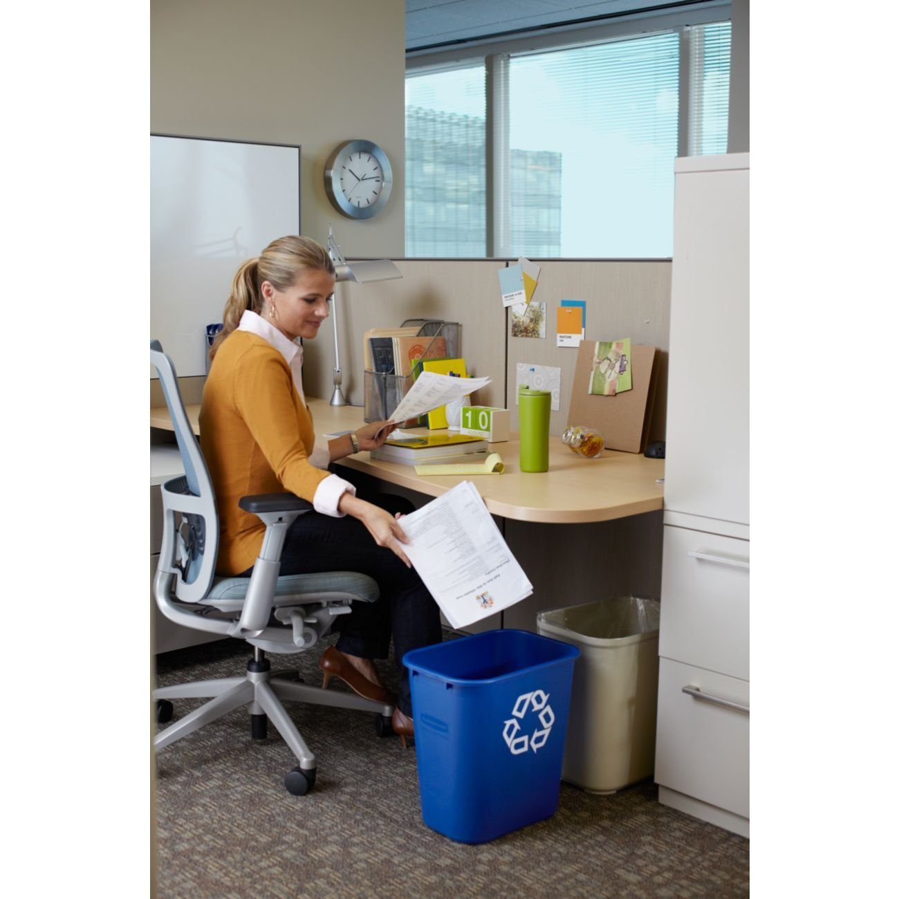 Rubbermaid Commercial Plastic 7-Gallon Trash Can - Heavy Duty Beige Waste Bin for Kitchen, Office, Bathroom (Pack of 2) - Durable & Odor-Resistant Garbage Container for Home & Business Use
