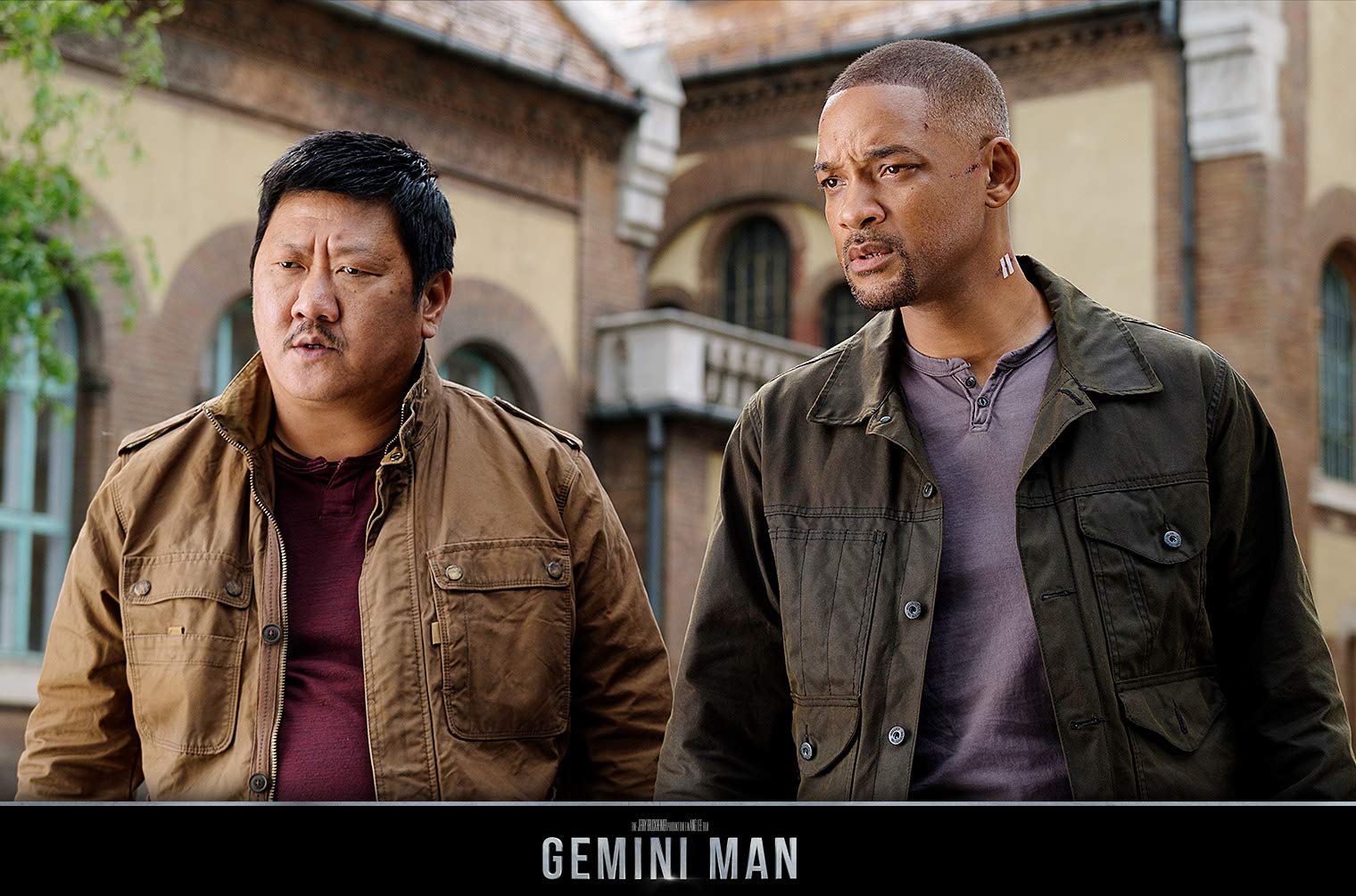 Gemini Man Blu-ray - 4K Ultra HD + Blu-ray + Digital Copy - Action Sci-Fi Movie Starring Will Smith - Perfect for Movie Nights & Sci-Fi Fans