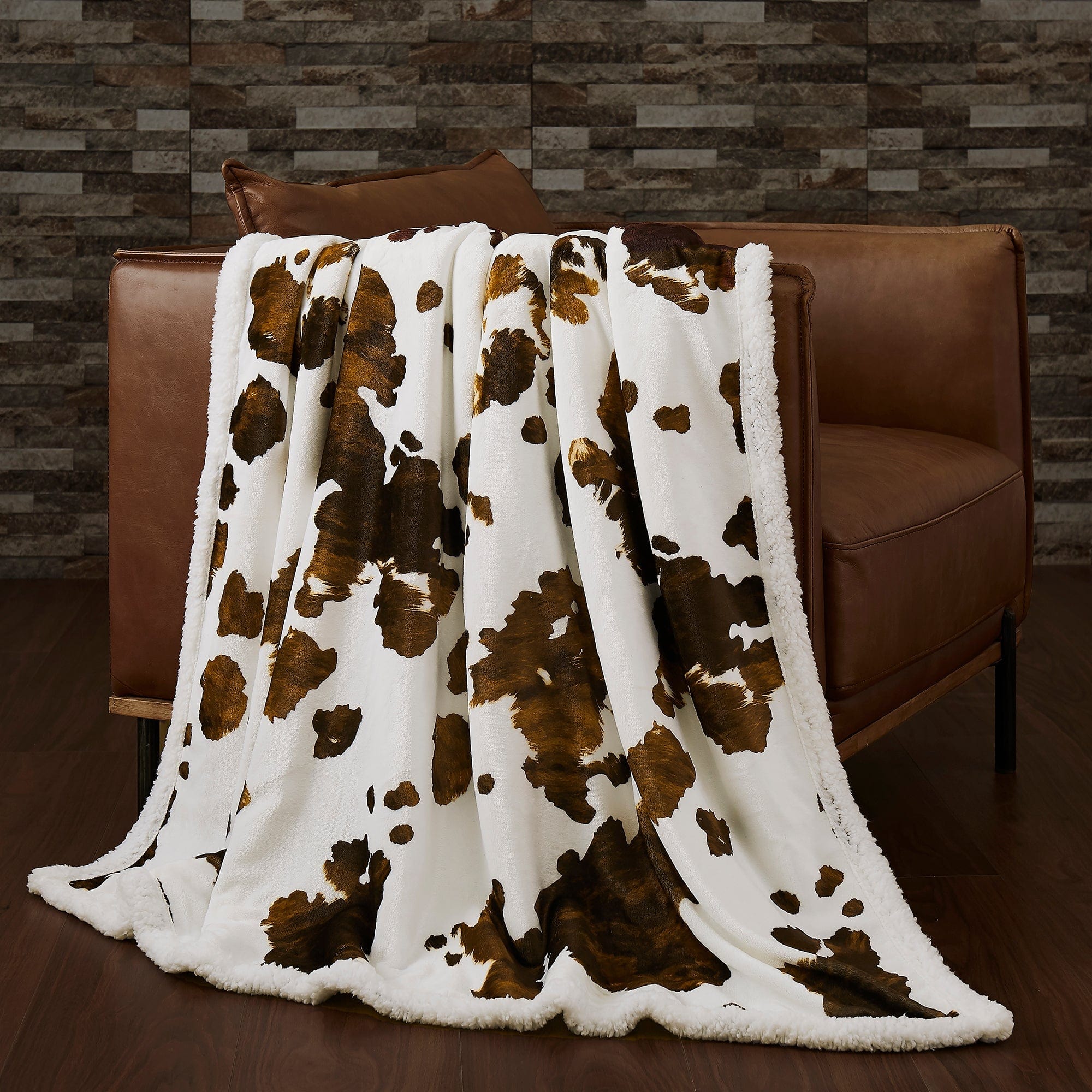 Elsa Cowhide Campfire Sherpa Throw Blanket - Soft Faux Fur & Leather Accent - Cozy Winter Warmth for Sofa, Bed, or Outdoor Camping