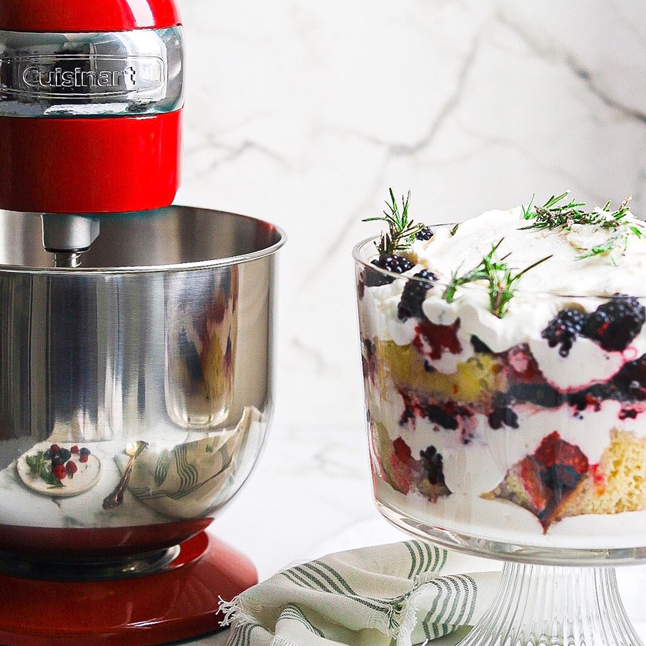 Cuisinart SM-50RC 5.5-Quart Stand Mixer with 12 Speeds & 500W Motor - Includes Bowl, Dough Hook, Whisk & Paddle - Perfect for Baking Bread, Cakes & Cookies - Red Tilt-Head Design for Home Bakers
