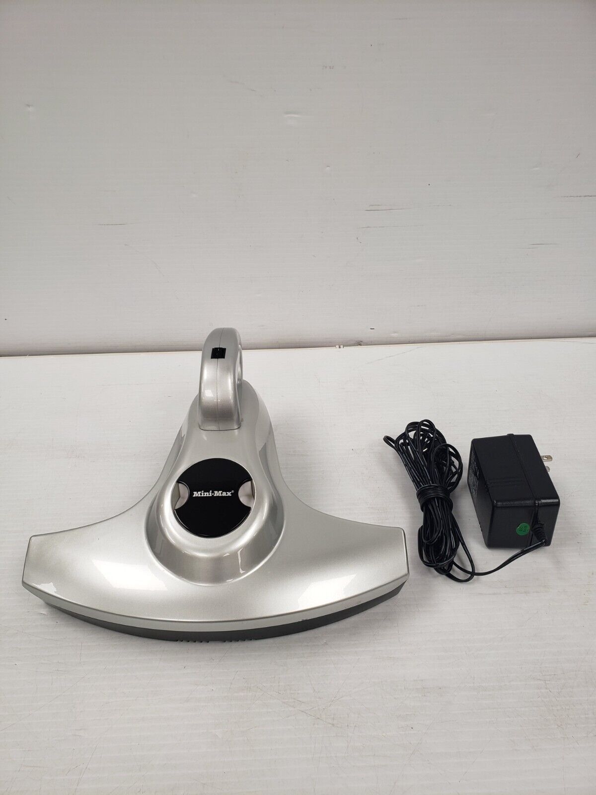 Mini Max Bed Vacuum Cleaner - Compact & Powerful for Mattress Cleaning | Perfect for Home, Dorm, and Travel Use