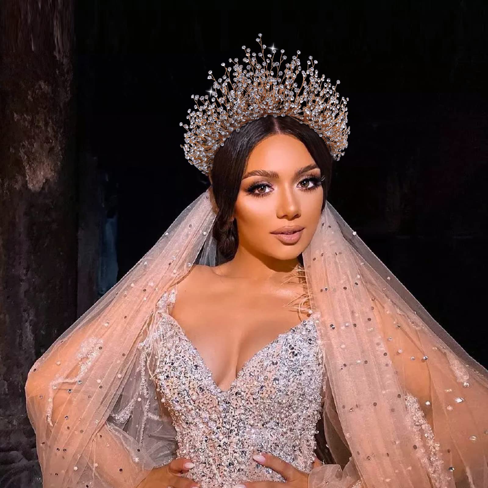 TRiXY Crystal Bridal Wedding Tiara Crown - Elegant Queen Headpiece for Brides, Birthday Parties & Pageants | Golden Single Crown Hair Accessory (HP193) | Perfect for Weddings, Prom, Quinceañera & Special Occasions