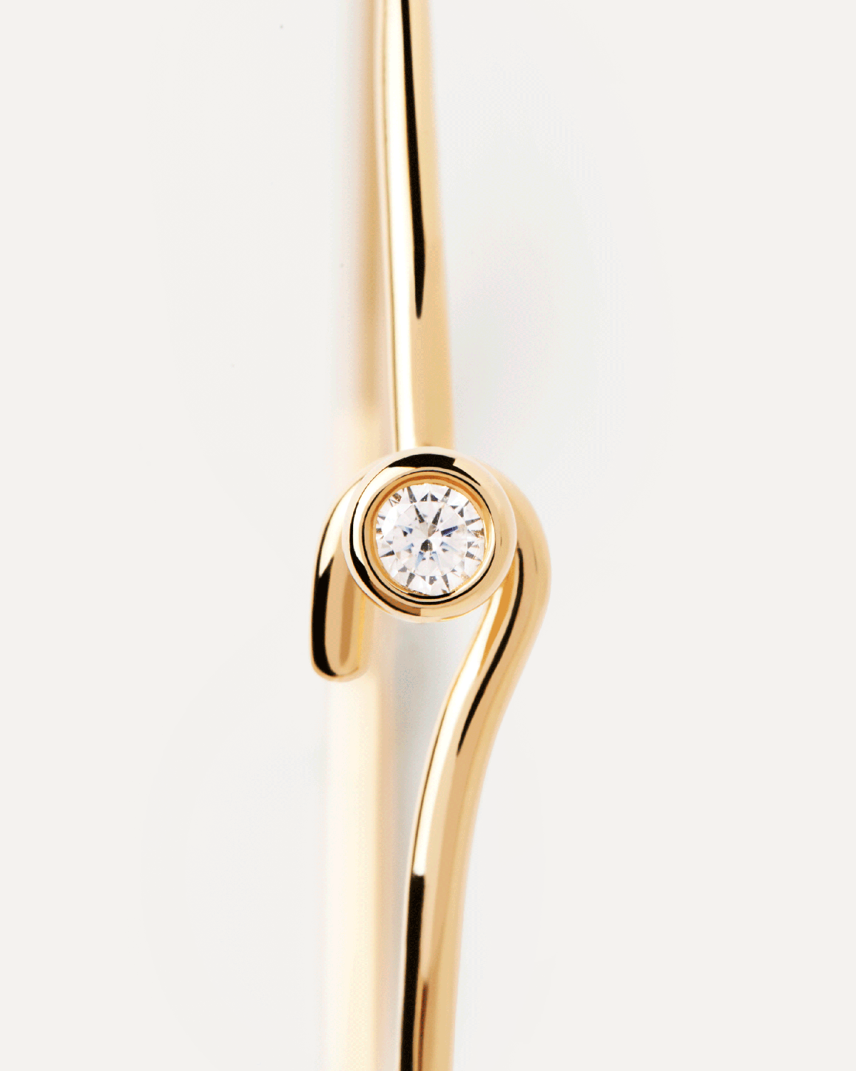 Grid Siena Bangle - Elegant Stackable Bracelet for Women, Minimalist Gold & Silver Cuff Bangles - Perfect for Layering, Everyday Wear & Special Occasions