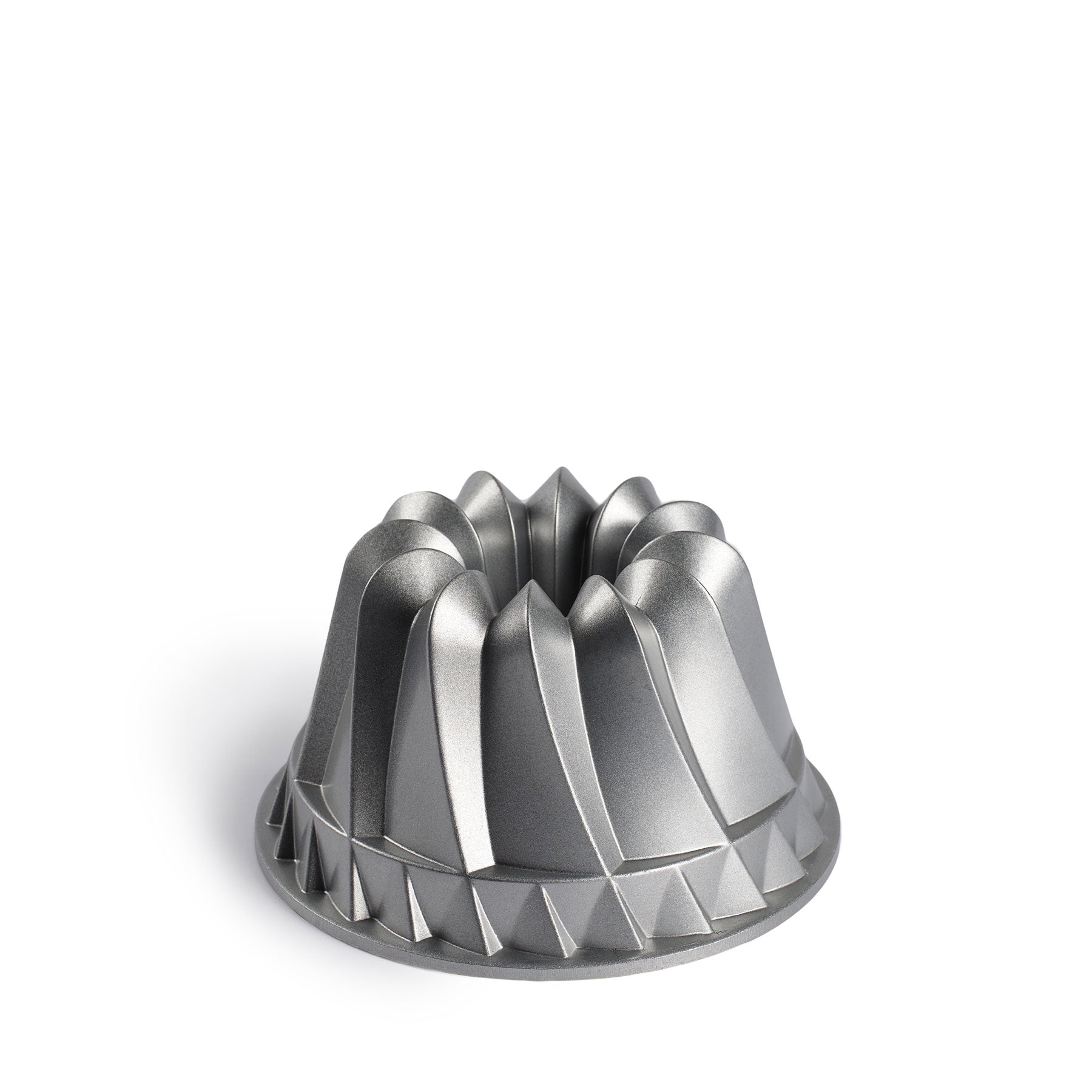 Best Kugelhopf Bundt Pan - Non-Stick German Cake Mold for Baking Traditional European Desserts - Perfect for Christmas, Easter & Family Gatherings